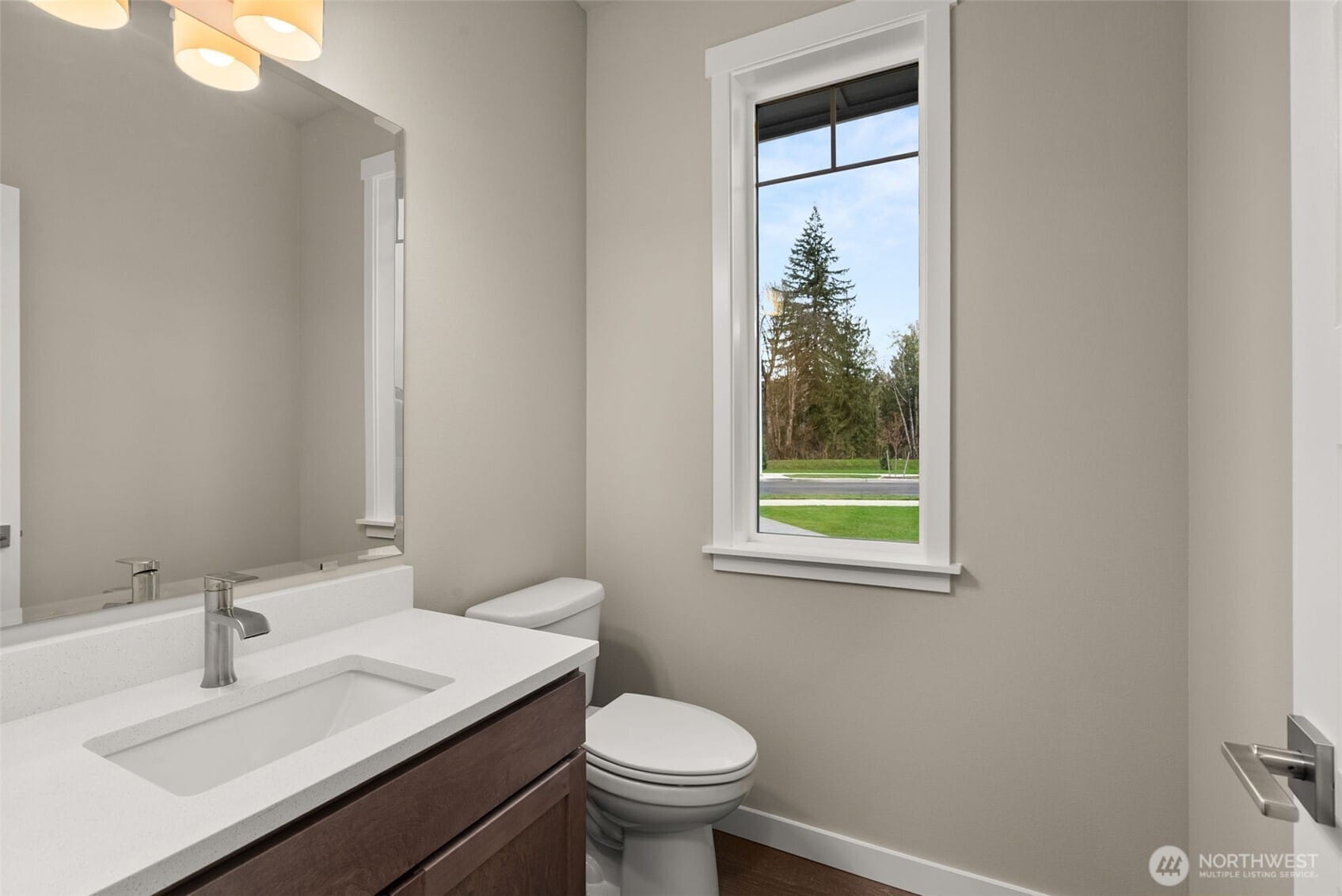 Tumwater, Washington, 98512, United States, 5 Bedrooms Bedrooms, ,4 BathroomsBathrooms,Residential,For Sale,1997115