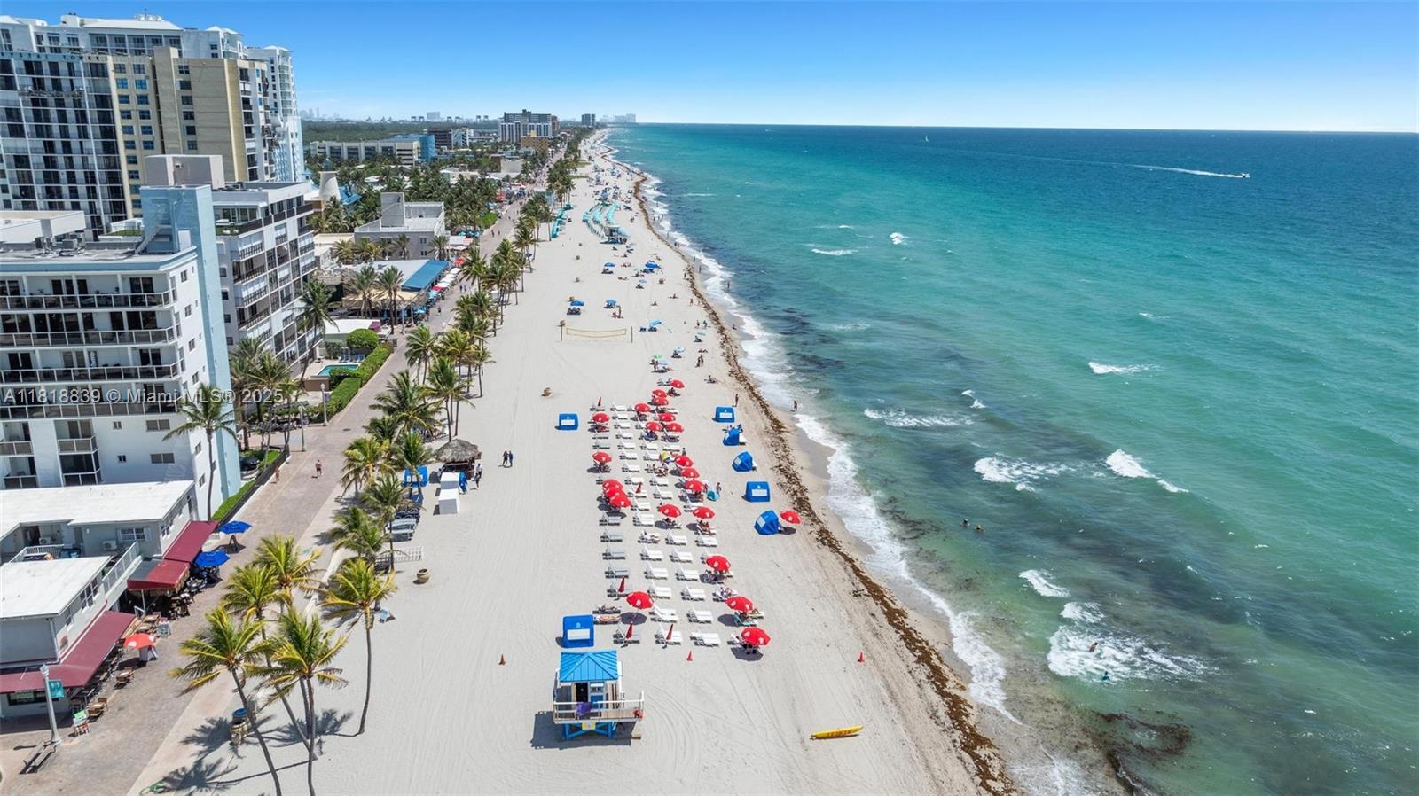 Hollywood, Florida, 33019, United States, 2 Bedrooms Bedrooms, ,1 BathroomBathrooms,Residential,For Sale,1850092