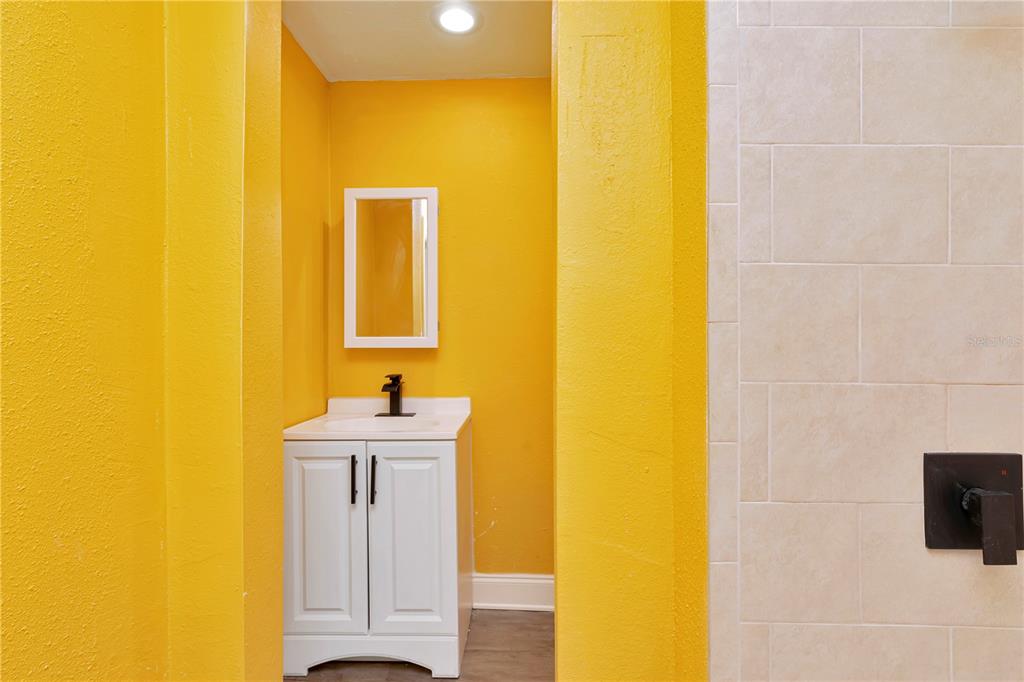 St Petersburg, Florida, 33713, United States, 4 Bedrooms Bedrooms, ,3 BathroomsBathrooms,Residential,For Sale,1932067