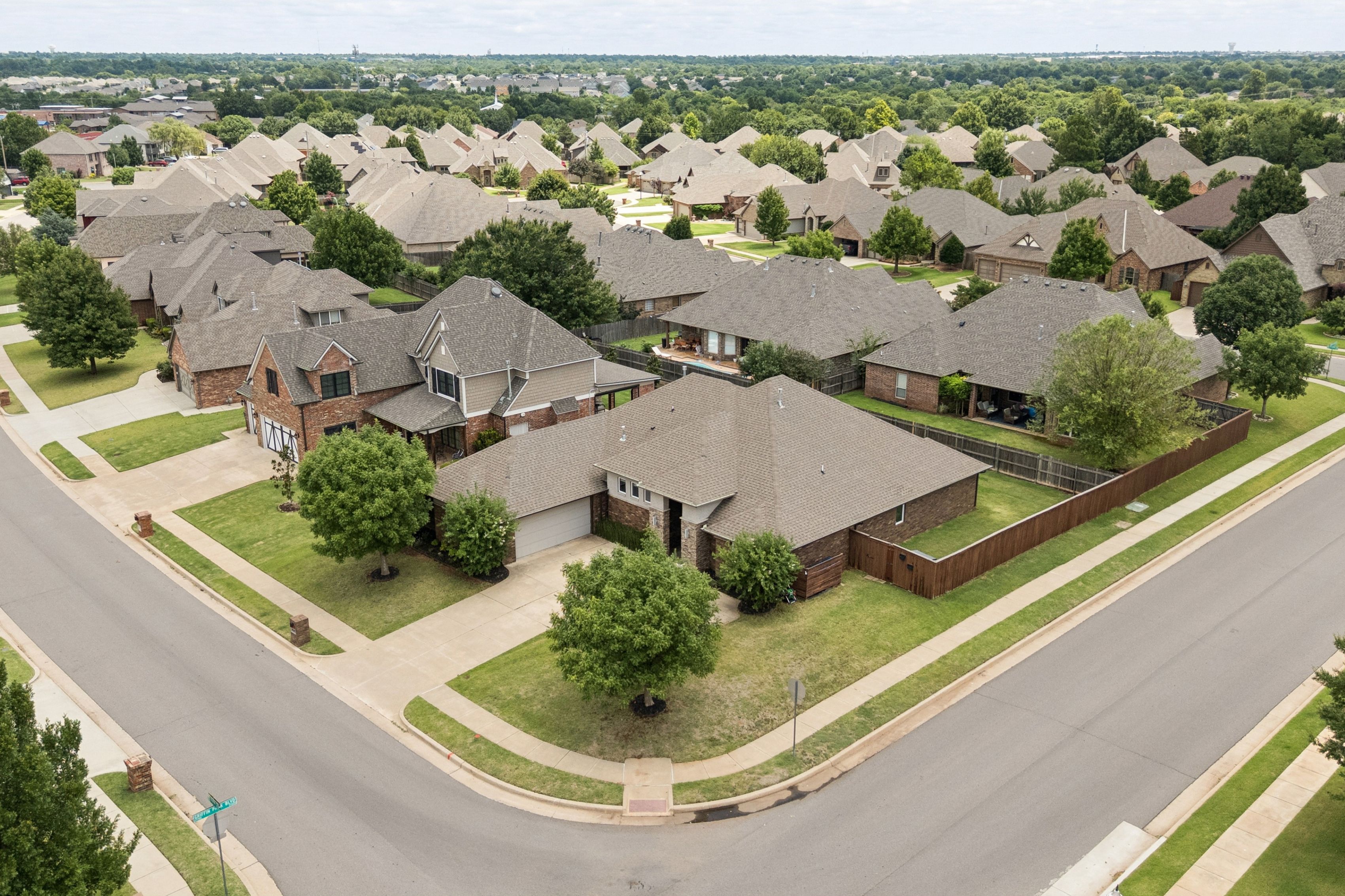  1516 Northwest 176th Street, Edmond, OK 73012 - 物件實景