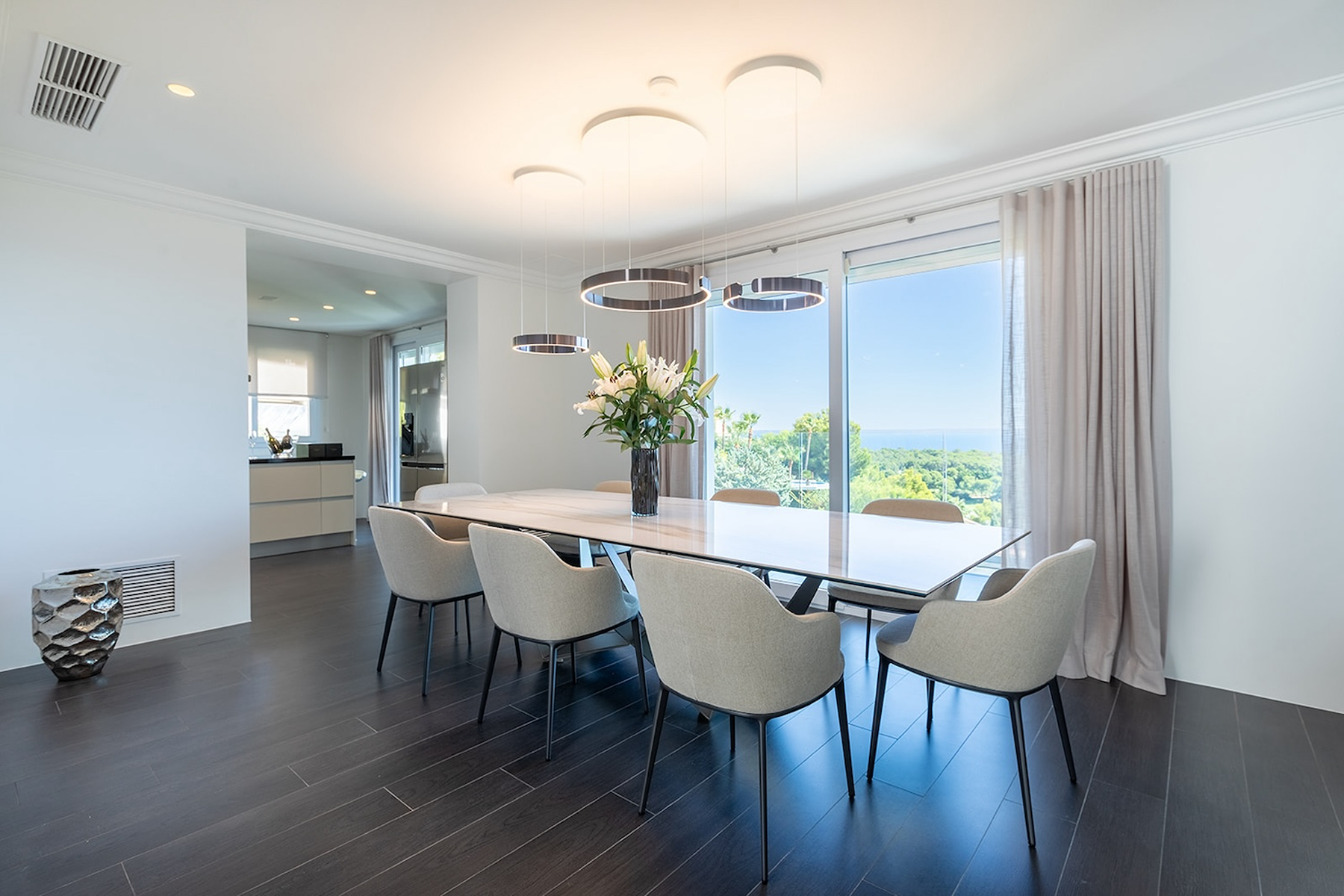  Mediterranean villa with pool and sea views in Bendinat - 物件實景
