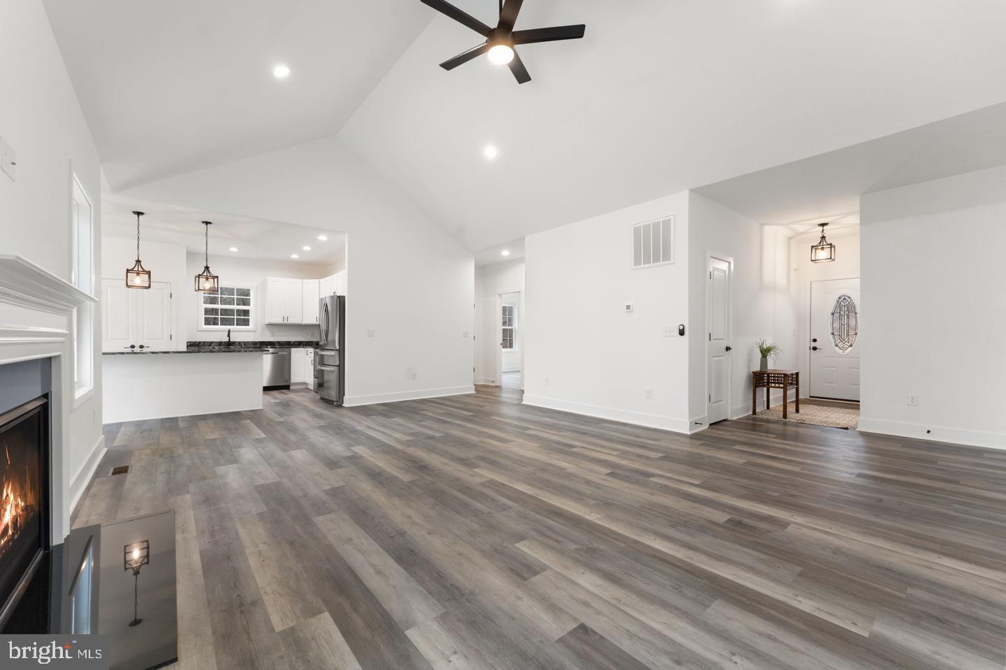 Culpeper, Virginia, 22701, United States, 3 Bedrooms Bedrooms, ,2 BathroomsBathrooms,Residential,For Sale,2001246