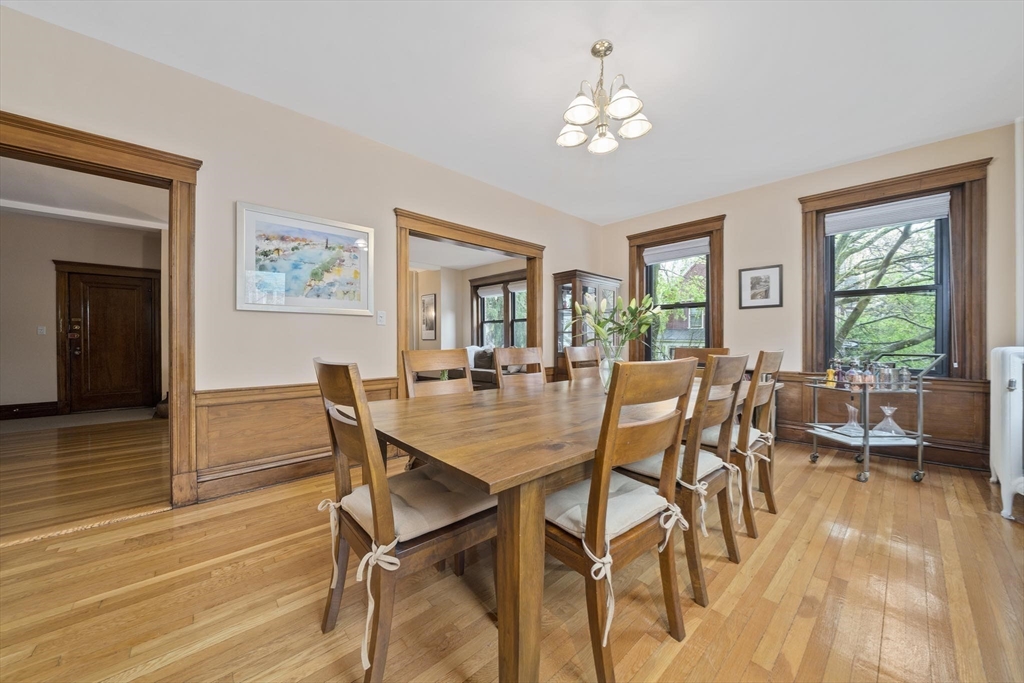 Brookline, Massachusetts, 02446, United States, 3 Bedrooms Bedrooms, ,2 BathroomsBathrooms,Residential,For Sale,1787274