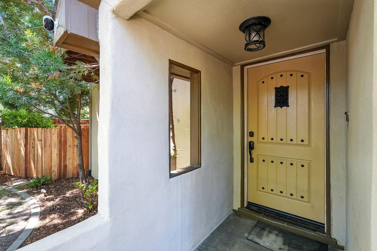Sacramento, California, 95819, United States, 3 Bedrooms Bedrooms, ,2 BathroomsBathrooms,Residential,For Sale,1925048