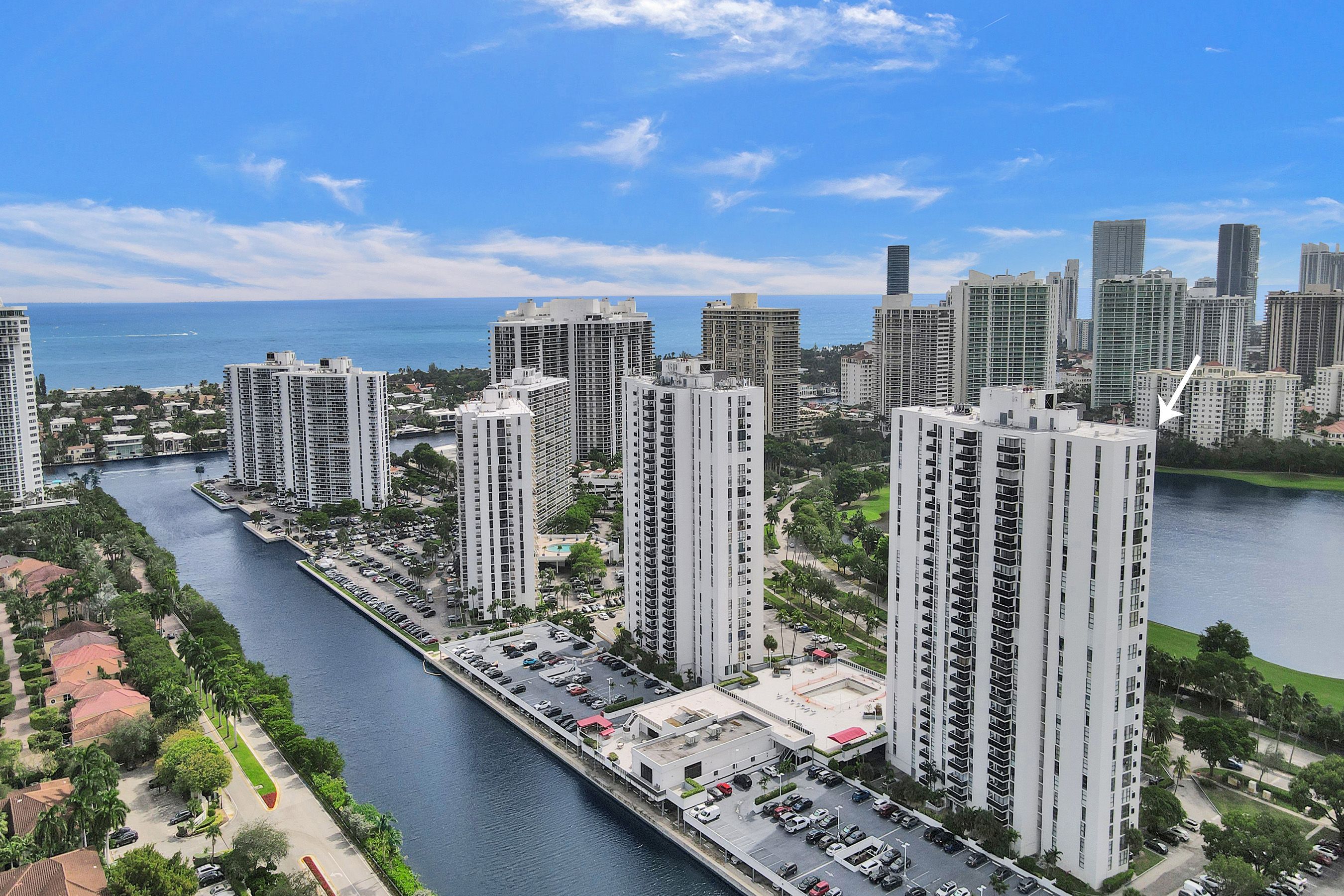 3625 N Country Club Dr, Aventura, FL, 33180 - 物件實景
