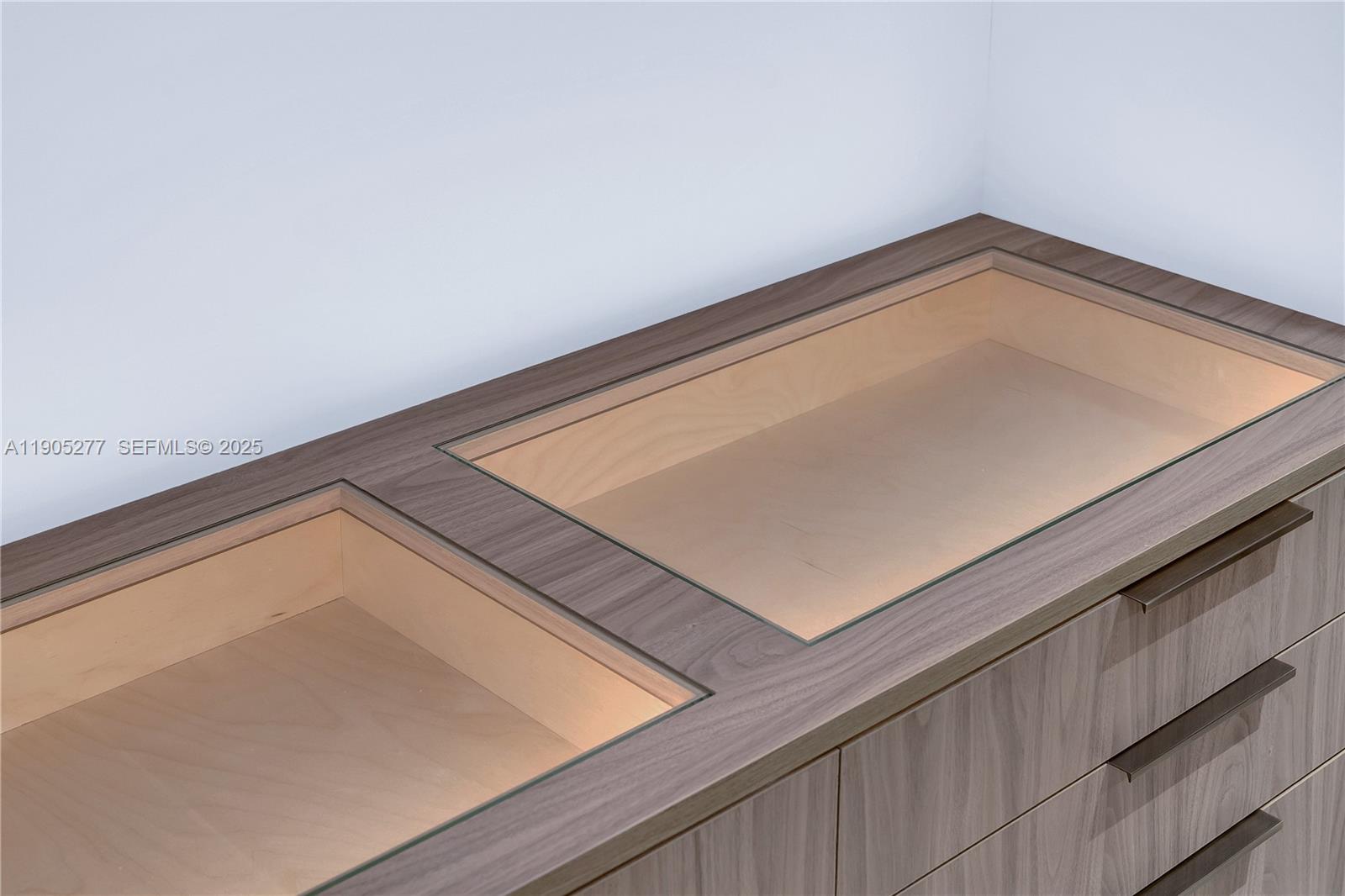 Miami, Florida, 33133, United States, 5 Bedrooms Bedrooms, ,6 BathroomsBathrooms,Residential,For Sale,1996975