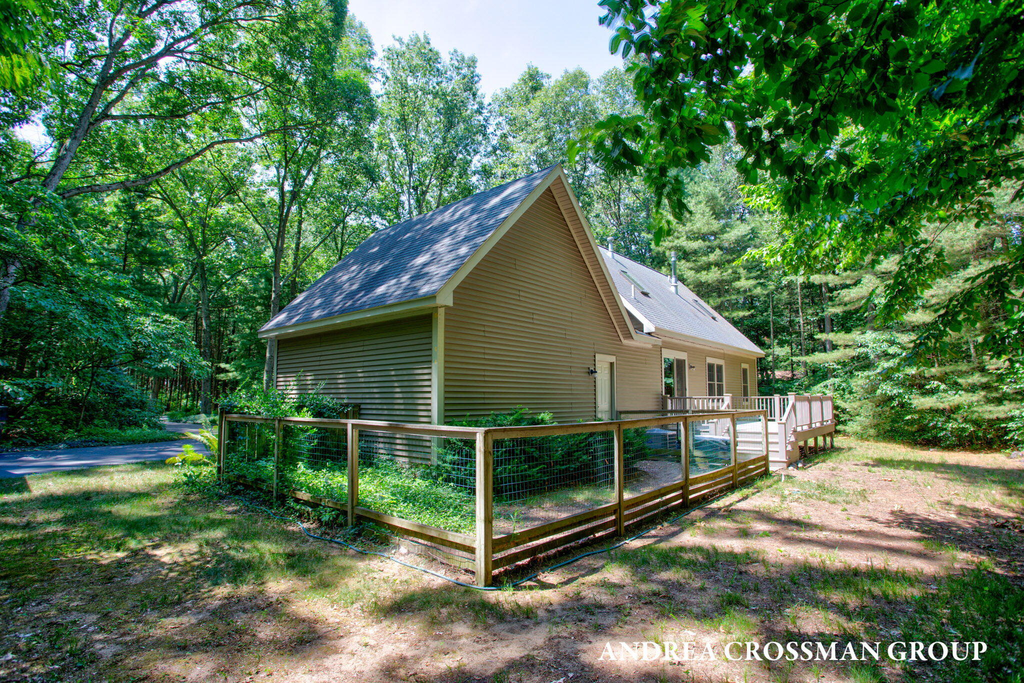 Saugatuck, Michigan, 49453, United States, 2 Bedrooms Bedrooms, ,2 BathroomsBathrooms,Residential,For Sale,1890040