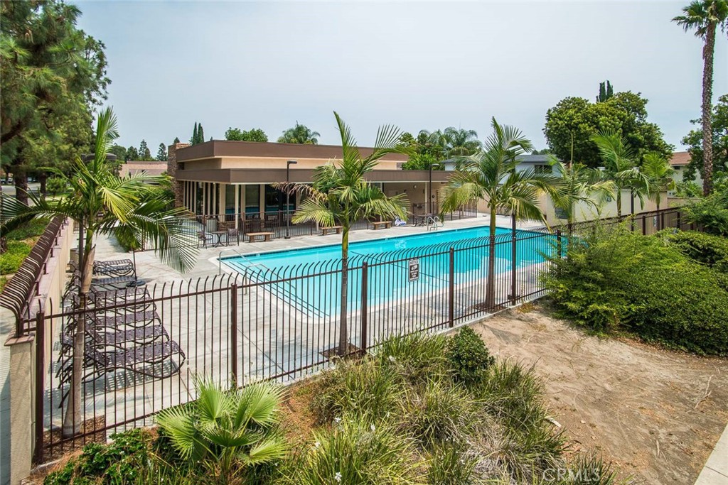 Tustin, California, 92780, United States, 4 Bedrooms Bedrooms, ,3 BathroomsBathrooms,Residential,For Sale,1941038