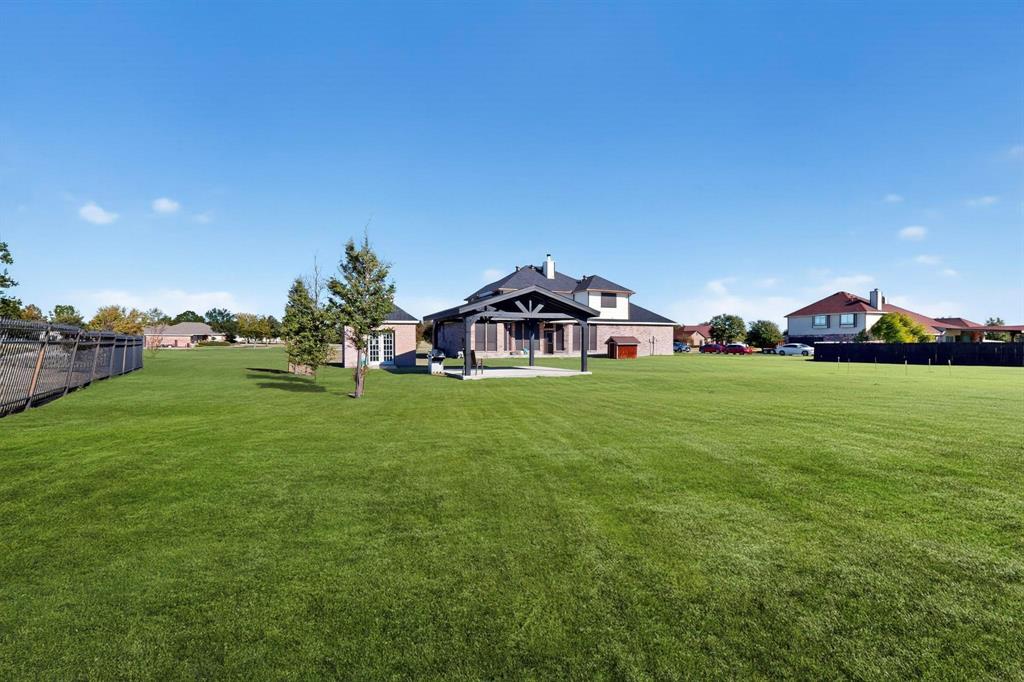 Talty, Texas, 75160, United States, 4 Bedrooms Bedrooms, ,3 BathroomsBathrooms,Residential,For Sale,1981914