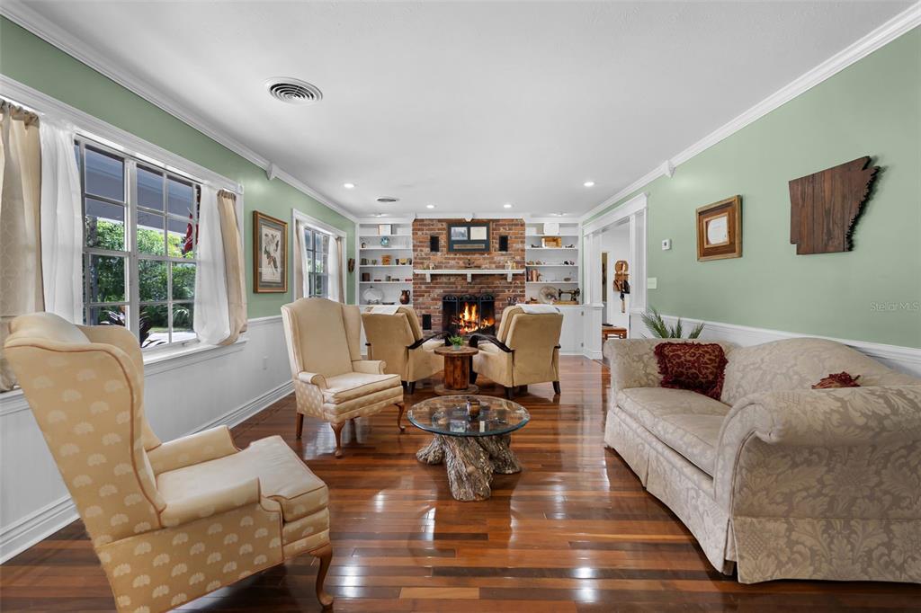 Lake Wales, Florida, 33853, United States, 4 Bedrooms Bedrooms, ,4 BathroomsBathrooms,Residential,For Sale,1927292