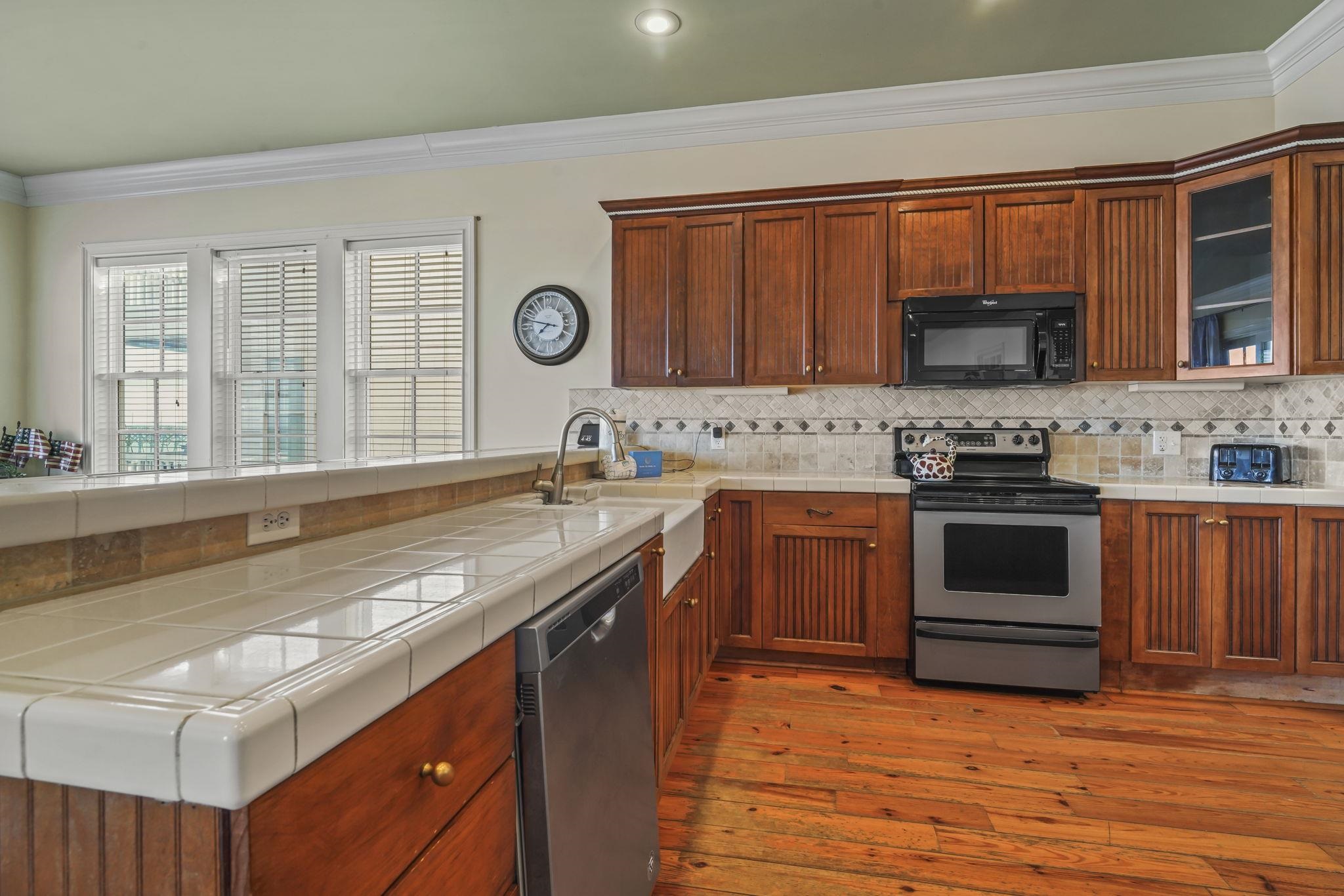 Murrells Inlet, South Carolina, 29576, United States, 8 Bedrooms Bedrooms, ,9 BathroomsBathrooms,Residential,For Sale,2008143