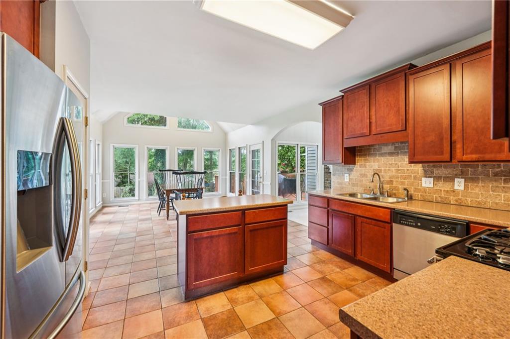 Kennesaw, Georgia, 30144, United States, 5 Bedrooms Bedrooms, ,3 BathroomsBathrooms,Residential,For Sale,1942982
