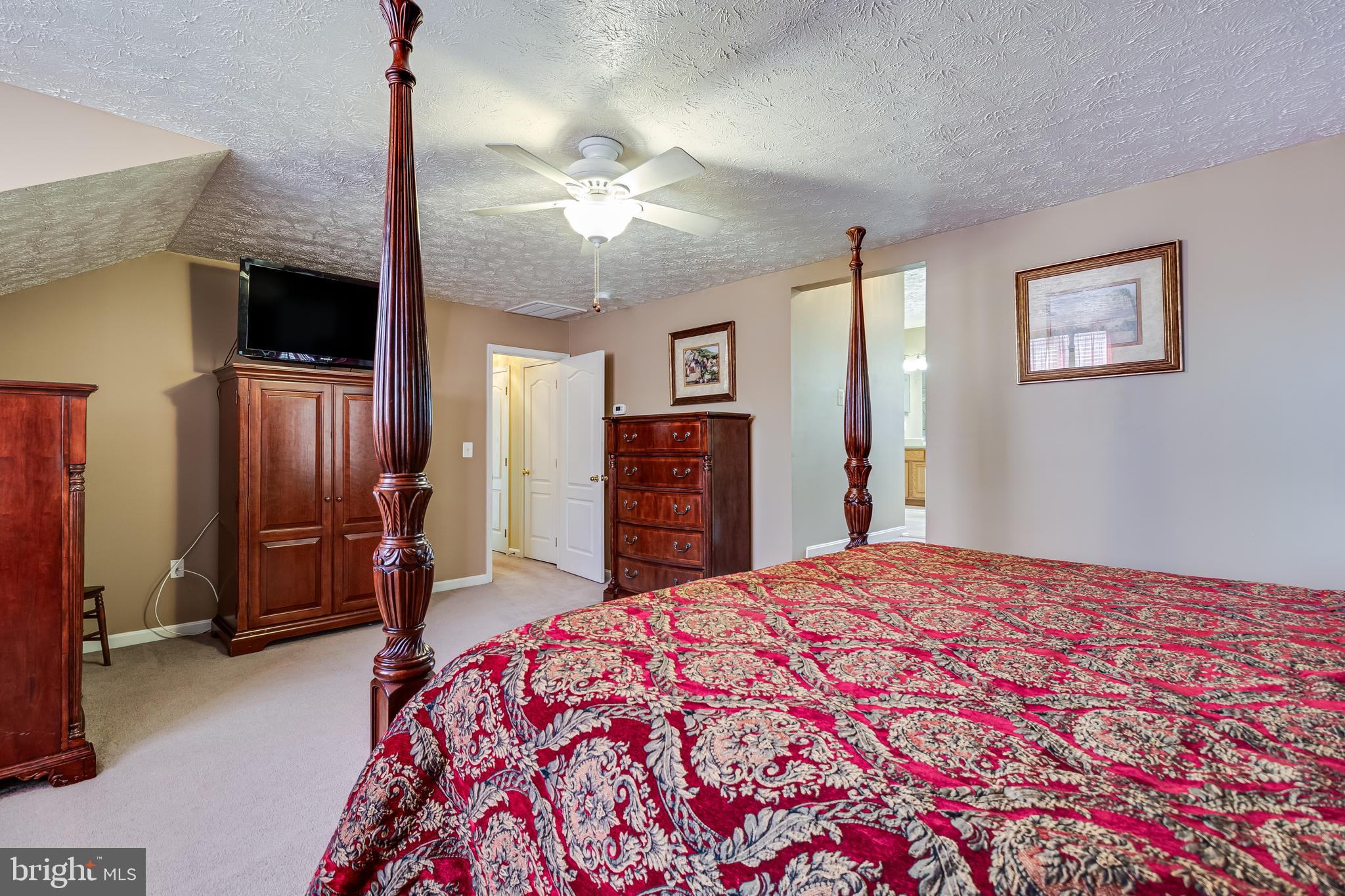 Waldorf, Maryland, 20601, United States, 5 Bedrooms Bedrooms, ,3 BathroomsBathrooms,Residential,For Sale,2006128