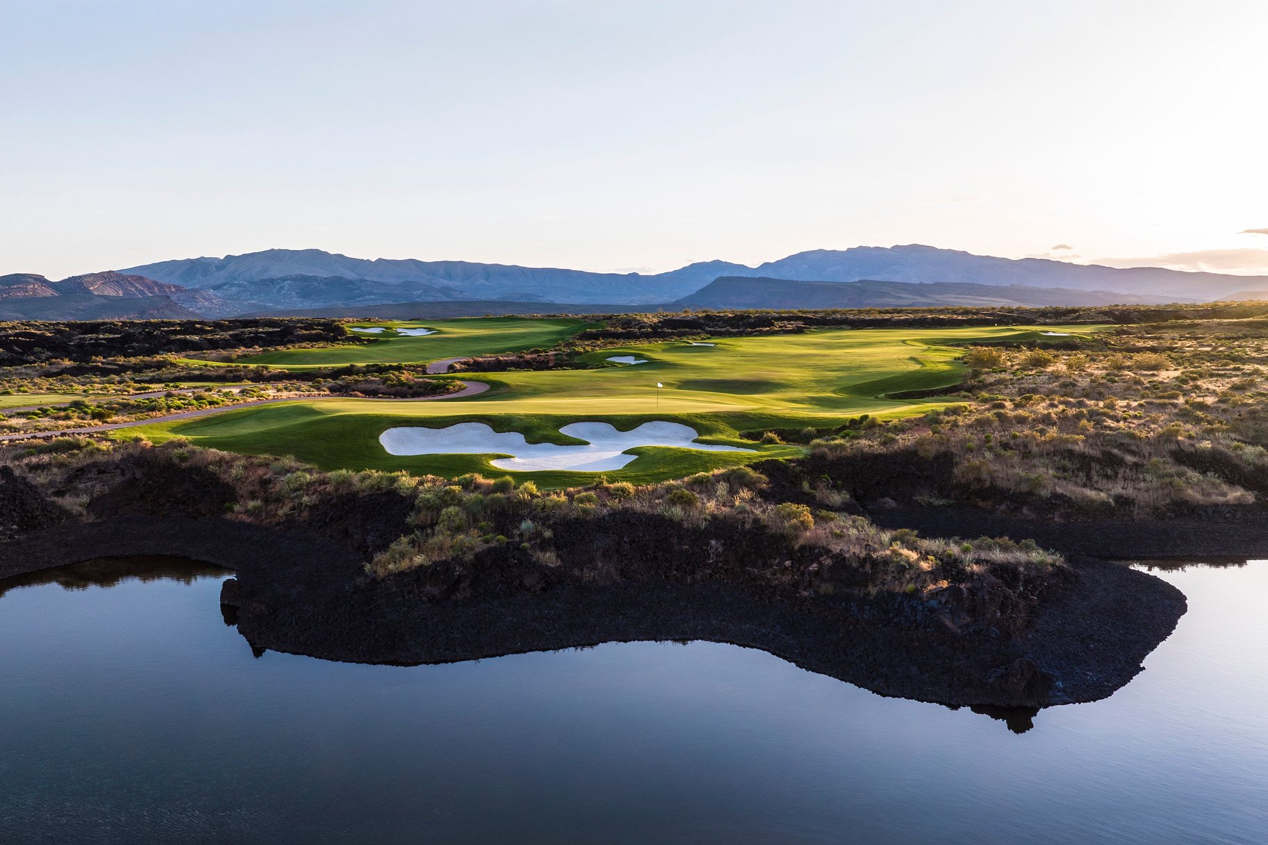  Large Lot at Black Desert Resort Zoned for Nightly Rental - 物件實景