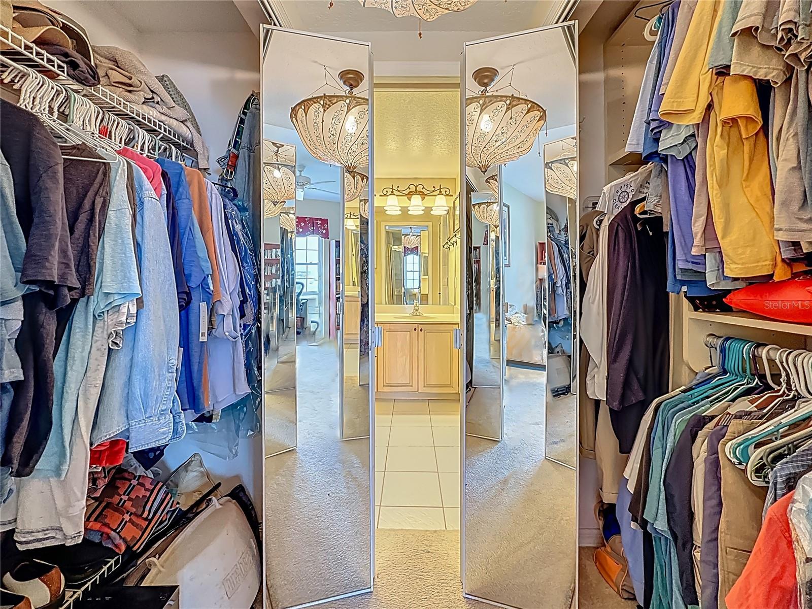 Madeira Beach, Florida, 33708, United States, 2 Bedrooms Bedrooms, ,2 BathroomsBathrooms,Residential,For Sale,1981210