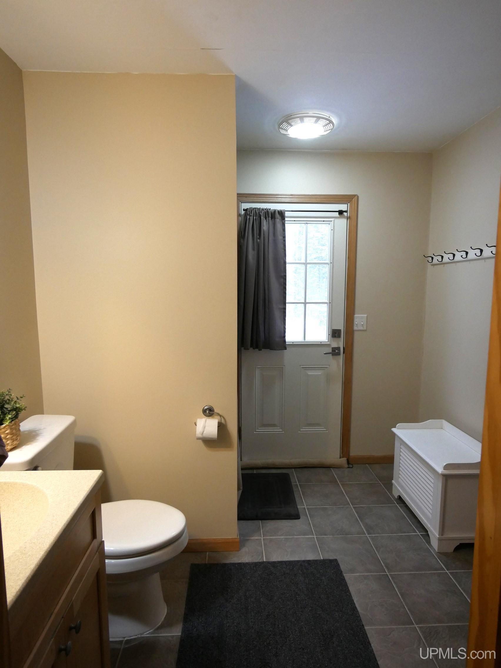 Houghton, Michigan, 49931, United States, 4 Bedrooms Bedrooms, ,3 BathroomsBathrooms,Residential,For Sale,1924380