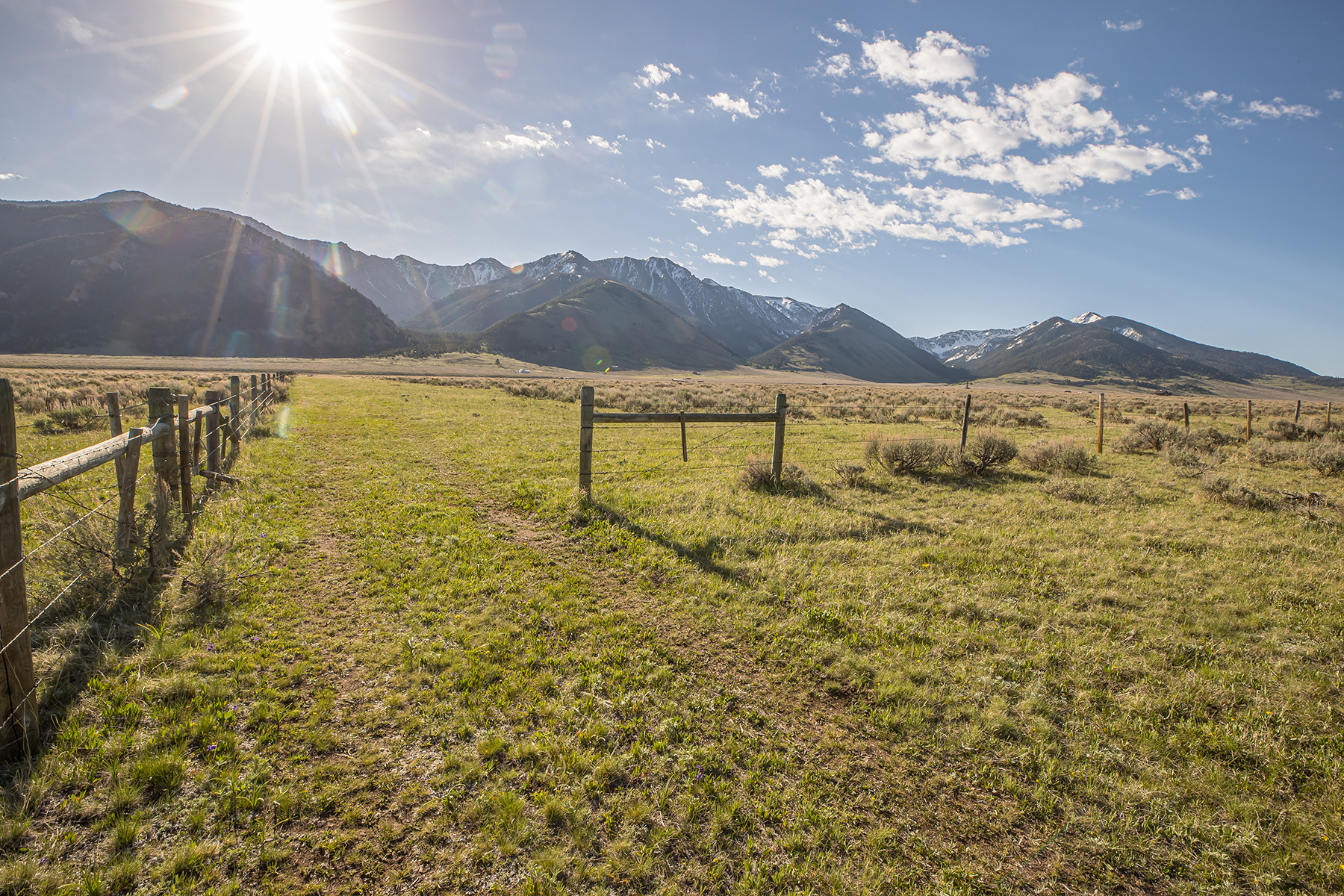  440 MT Highway 87 - 物件實景