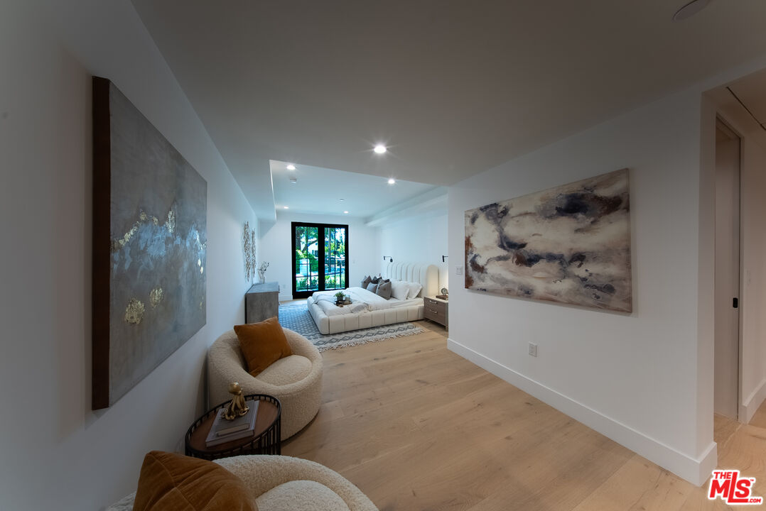 Toluca Lake, California, 91602, United States, 3 Bedrooms Bedrooms, ,3 BathroomsBathrooms,Residential,For Sale,1836680
