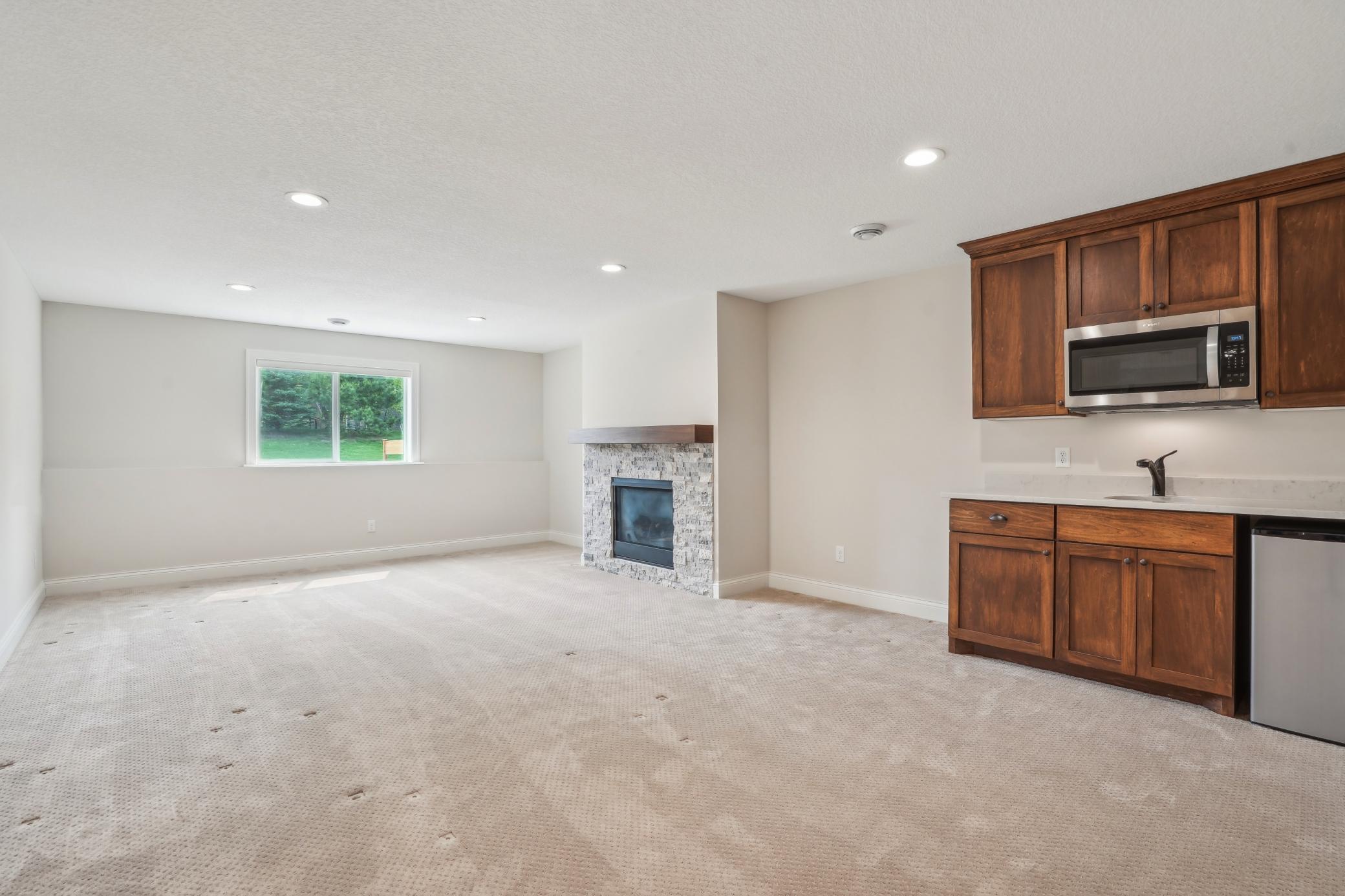 Saint Michael, Minnesota, 55376, United States, 3 Bedrooms Bedrooms, ,2 BathroomsBathrooms,Residential,For Sale,1908919