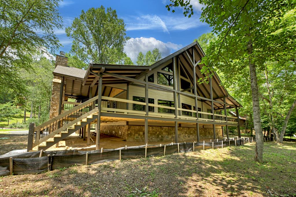Mineral Bluff, Georgia, 30559, United States, 4 Bedrooms Bedrooms, ,5 BathroomsBathrooms,Residential,For Sale,1858917