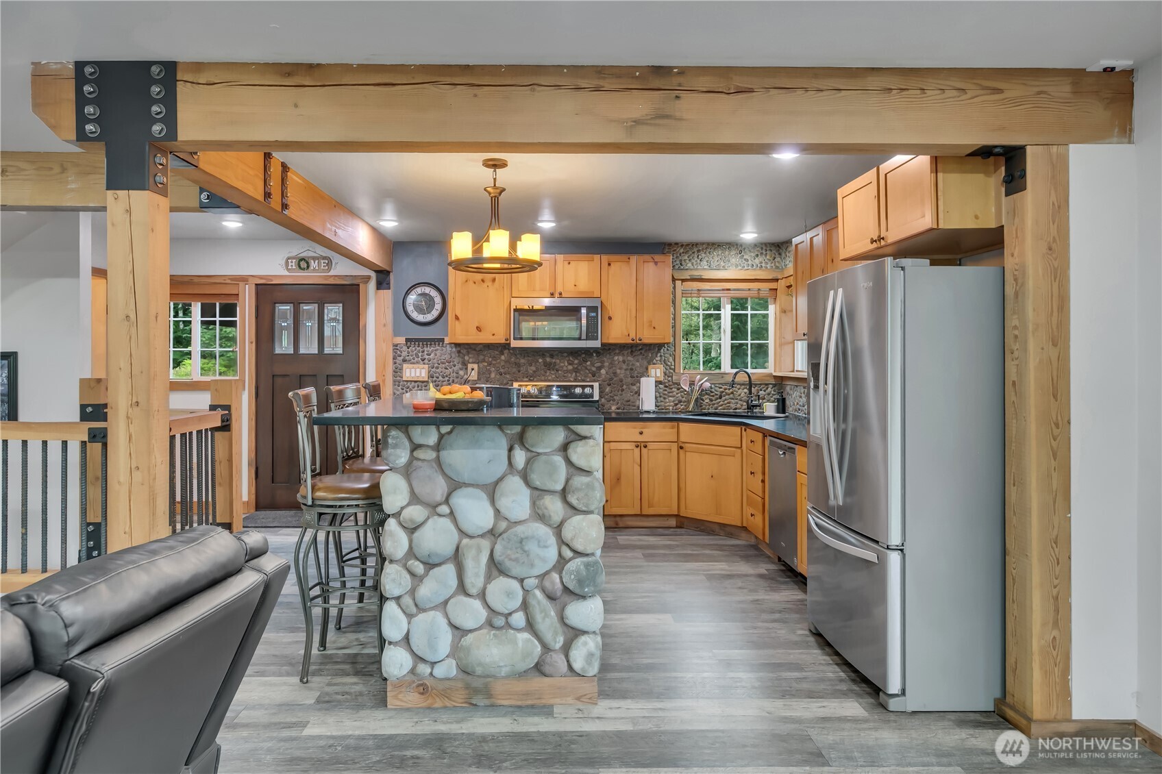 Ravensdale, Washington, 98051, United States, 3 Bedrooms Bedrooms, ,1 BathroomBathrooms,Residential,For Sale,2000526