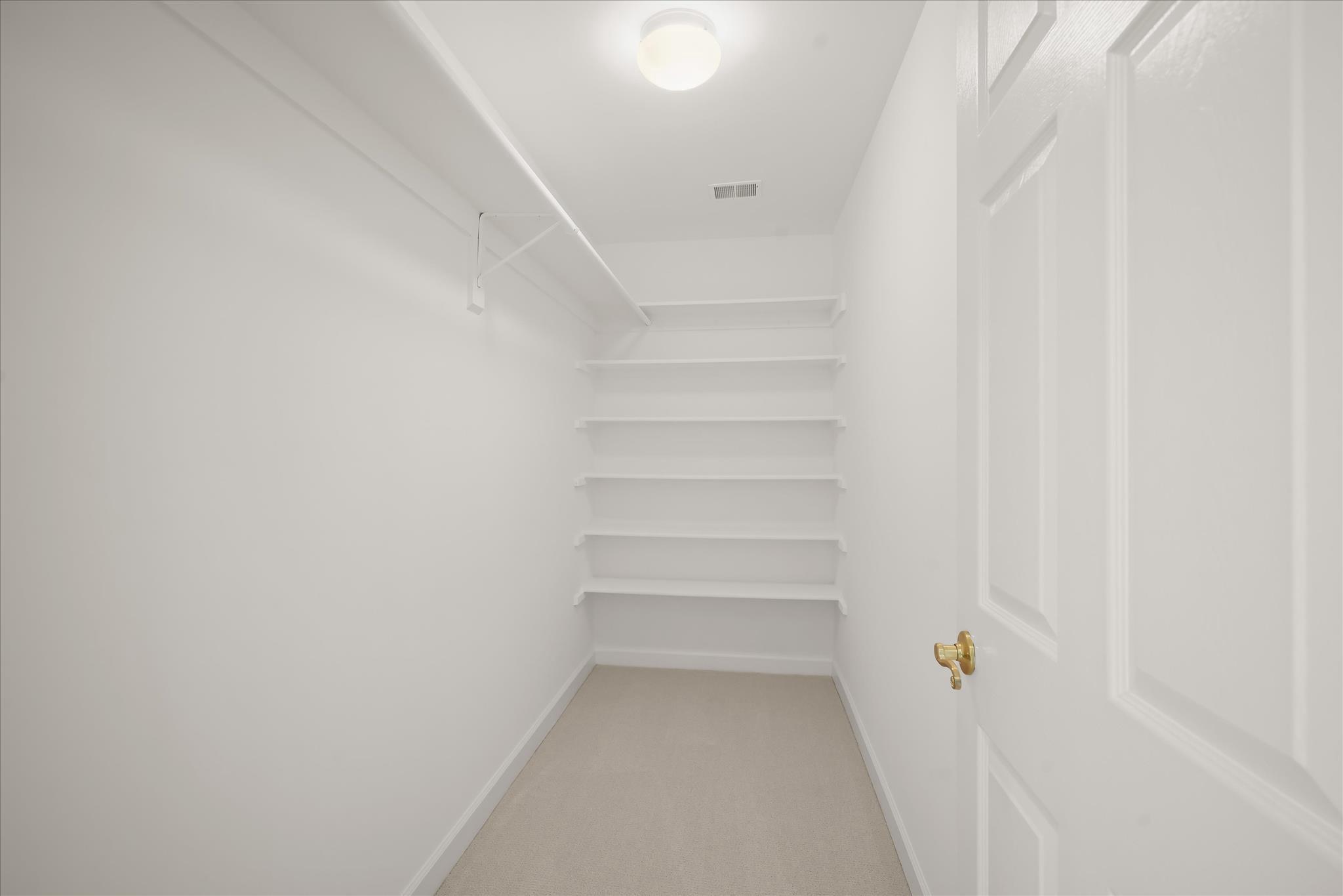  15300 Kwanzan Court, Gaithersburg, MD, 20878 - 物件實景