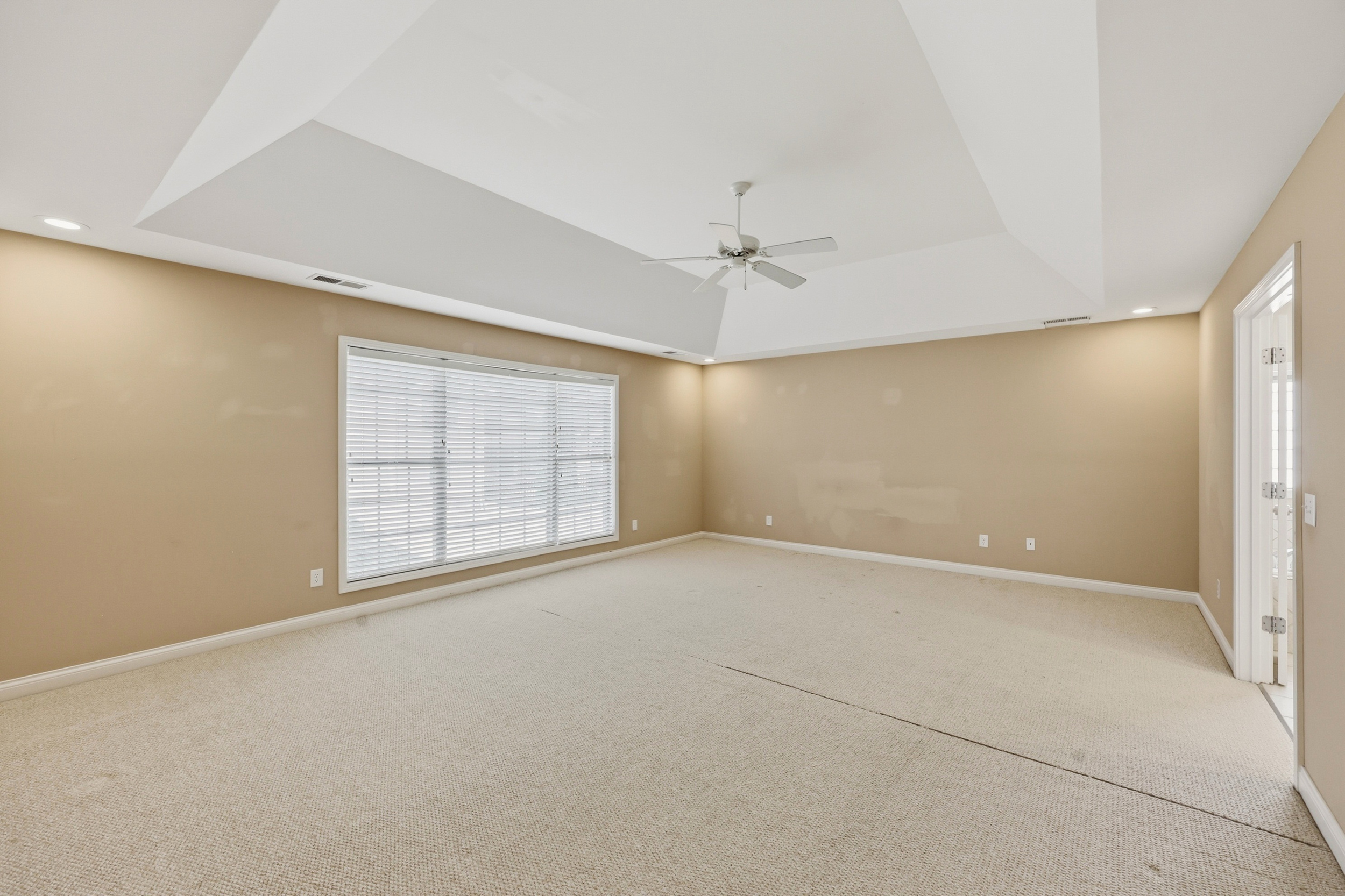  3104 Dunhill Court - 物件實景