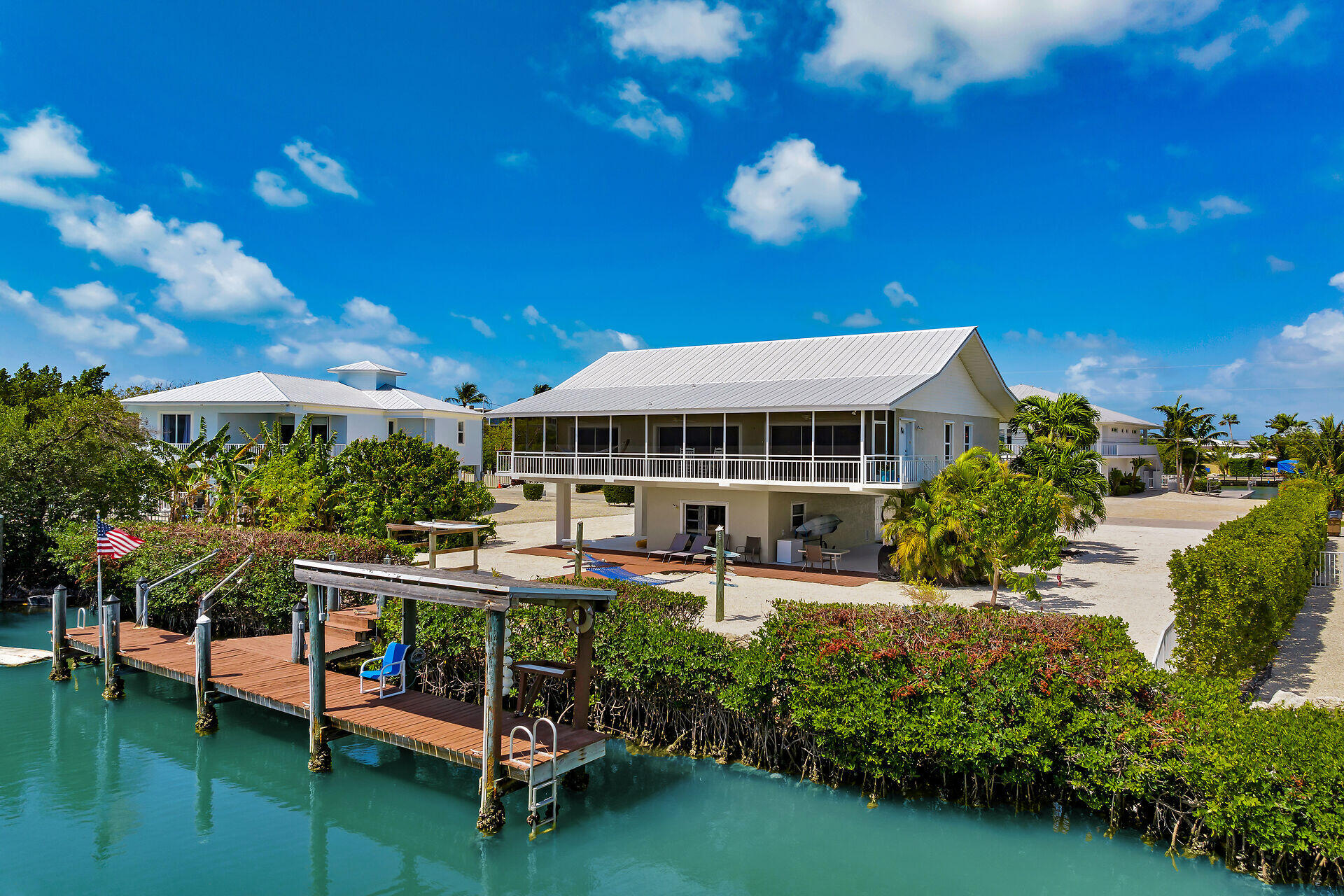 MARATHON, Florida, 33050, United States, 3 Bedrooms Bedrooms, ,2 BathroomsBathrooms,Residential,For Sale,2002078