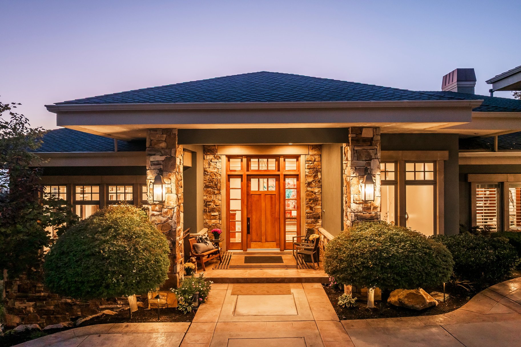  Timeless East Bench Craftsman Estate with Gated Entry, Expansive Light and Views - 物件實景