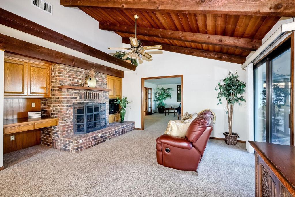576 Camino De La Cima, San Marcos, California, 92078, United States, 5 Bedrooms Bedrooms, ,4 BathroomsBathrooms,Residential,For Sale,576 Camino De La Cima,1622114