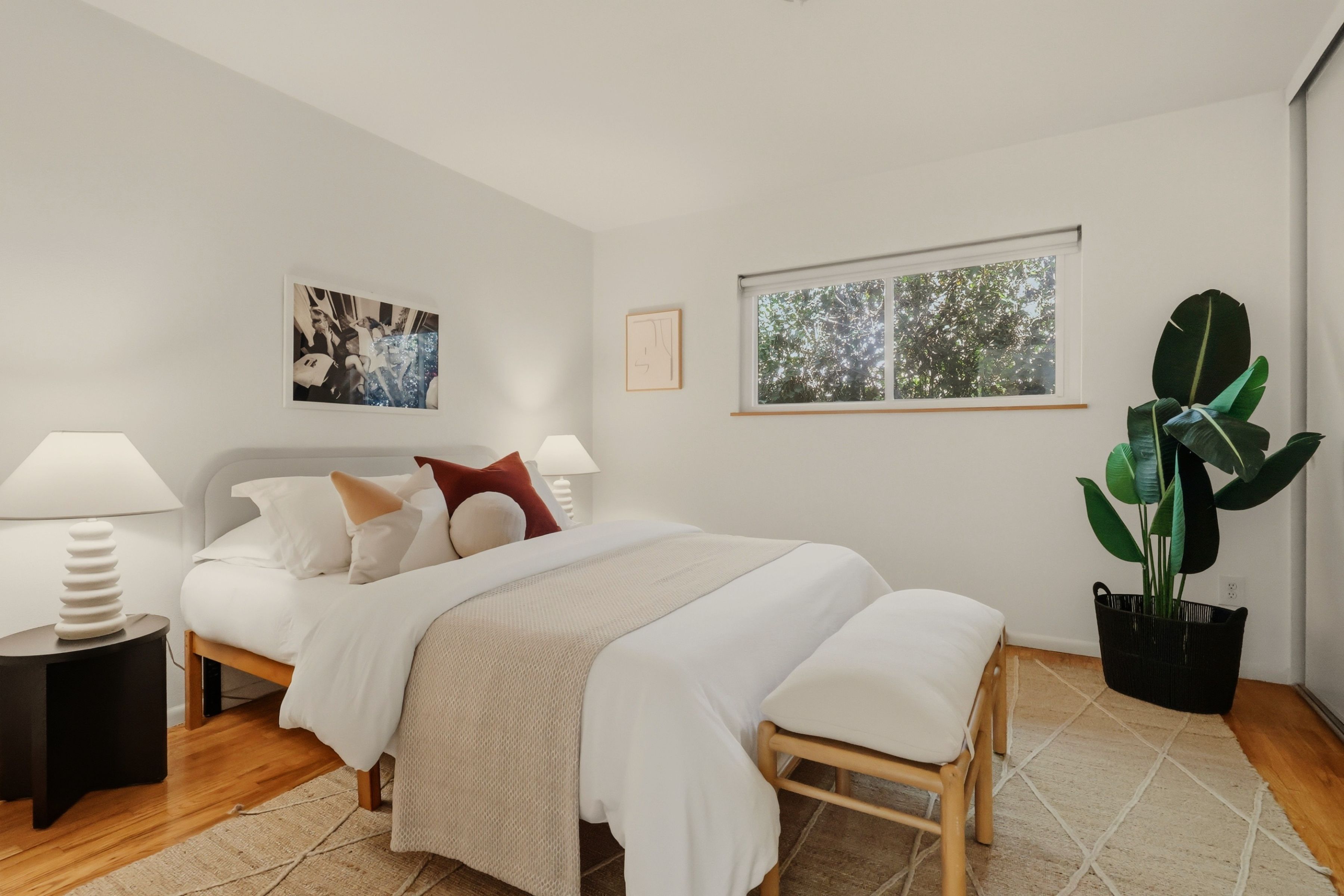  3907 Franklin Ave - 物件實景