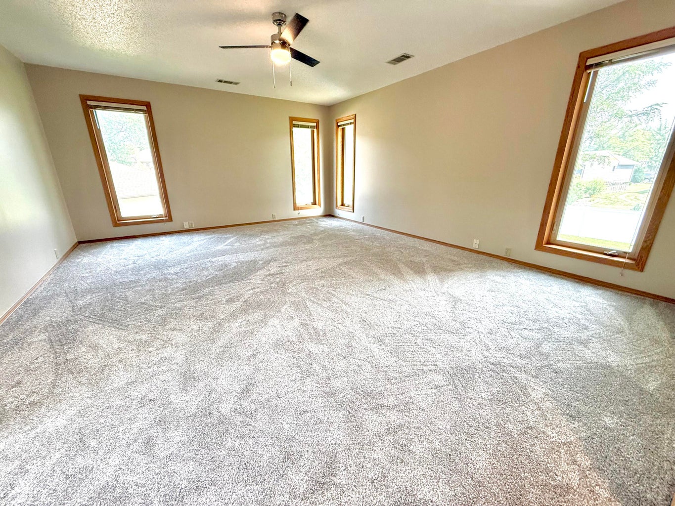 Brookings, South Dakota, 57006, United States, 6 Bedrooms Bedrooms, ,4 BathroomsBathrooms,Residential,For Sale,1909247