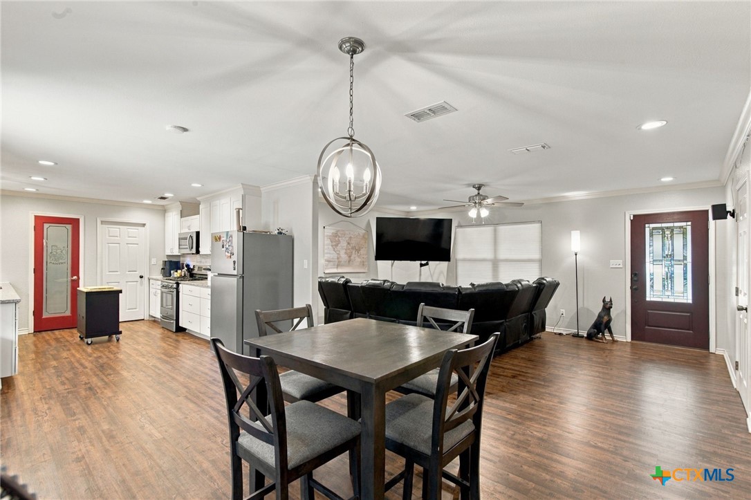 Evergreen St, Victoria, TX 77904 #1