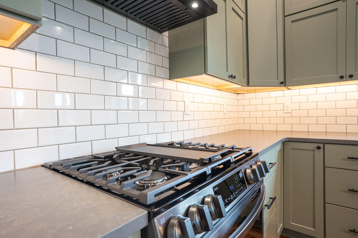 Holmen, Wisconsin, 54636, United States, 5 Bedrooms Bedrooms, ,3 BathroomsBathrooms,Residential,For Sale,1986316