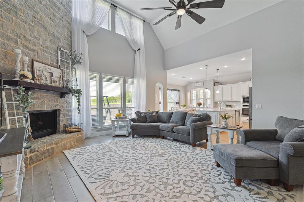 Midlothian, Texas, 76065, United States, 4 Bedrooms Bedrooms, ,3 BathroomsBathrooms,Residential,For Sale,1979860