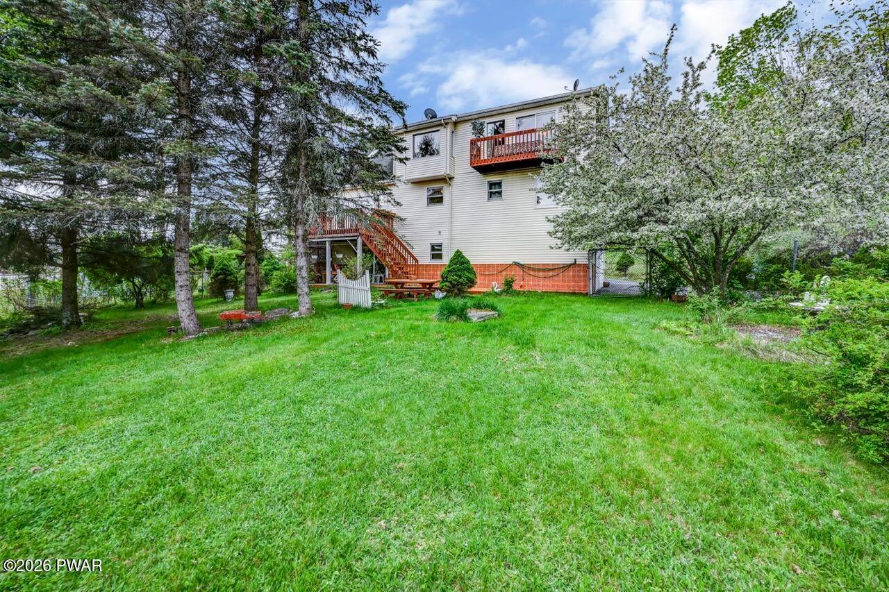 Hawley, Pennsylvania, 18428, United States, 3 Bedrooms Bedrooms, ,3 BathroomsBathrooms,Residential,For Sale,2045204