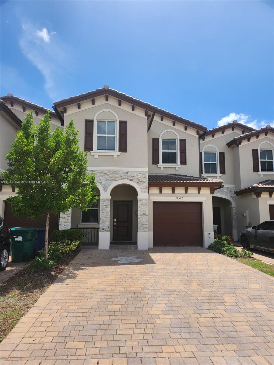 Miami, Florida, 33167, United States, 3 Bedrooms Bedrooms, ,3 BathroomsBathrooms,Residential,For Sale,1898426