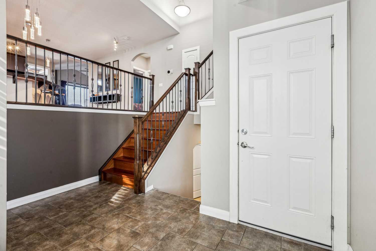 OKOTOKS, Alberta, T1S 0K1, CA, 4 Bedrooms Bedrooms, ,3 BathroomsBathrooms,Residential,For Sale,1948966