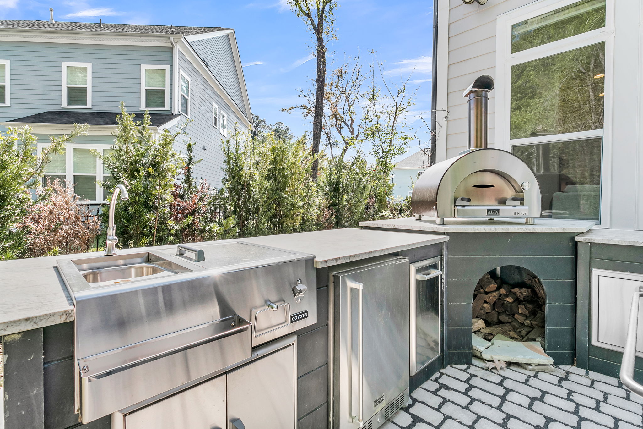  2680 Fountainhead Way - 物件實景