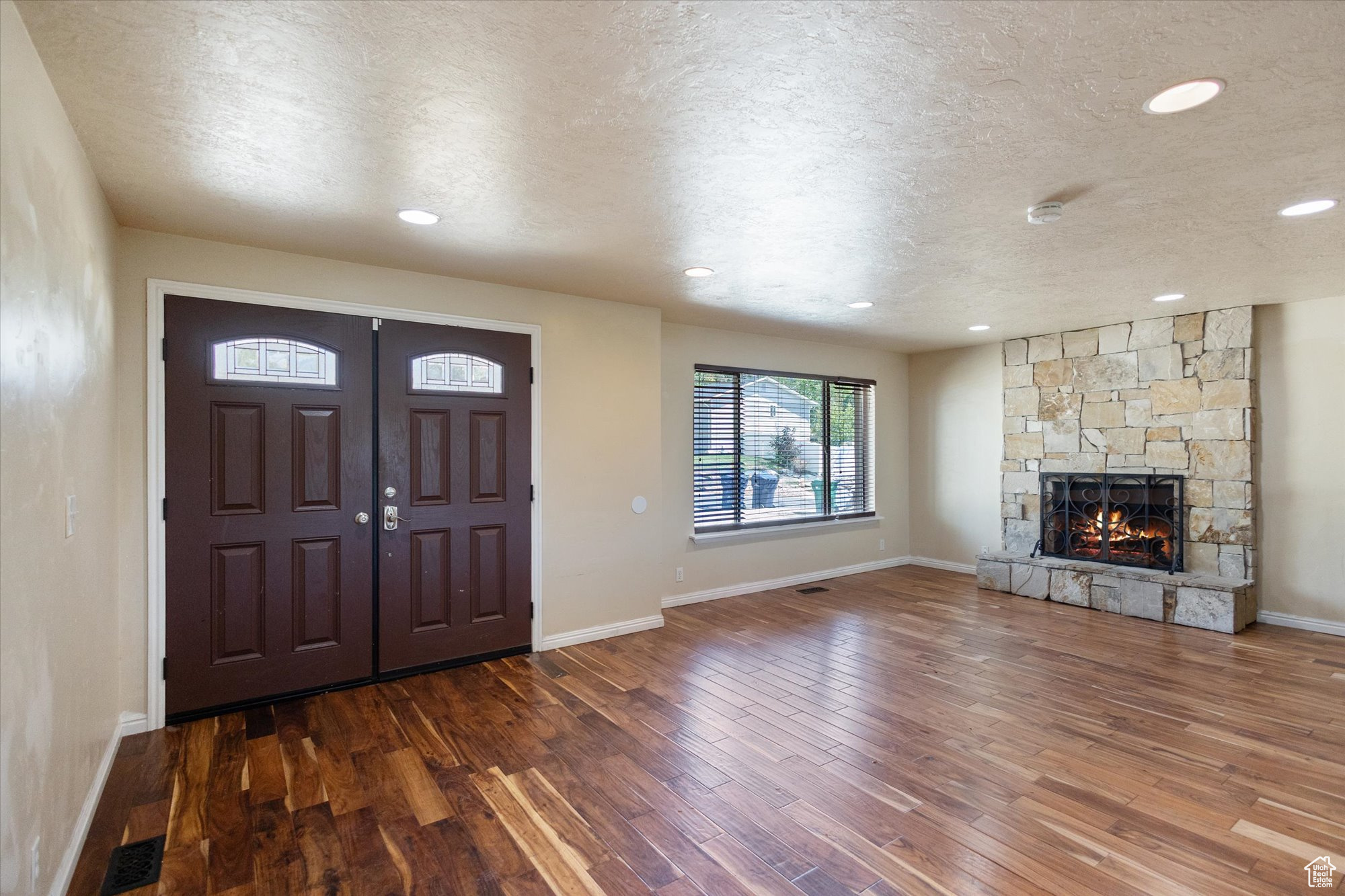 Sandy, Utah, 84093, United States, 7 Bedrooms Bedrooms, ,Residential,For Sale,1974331