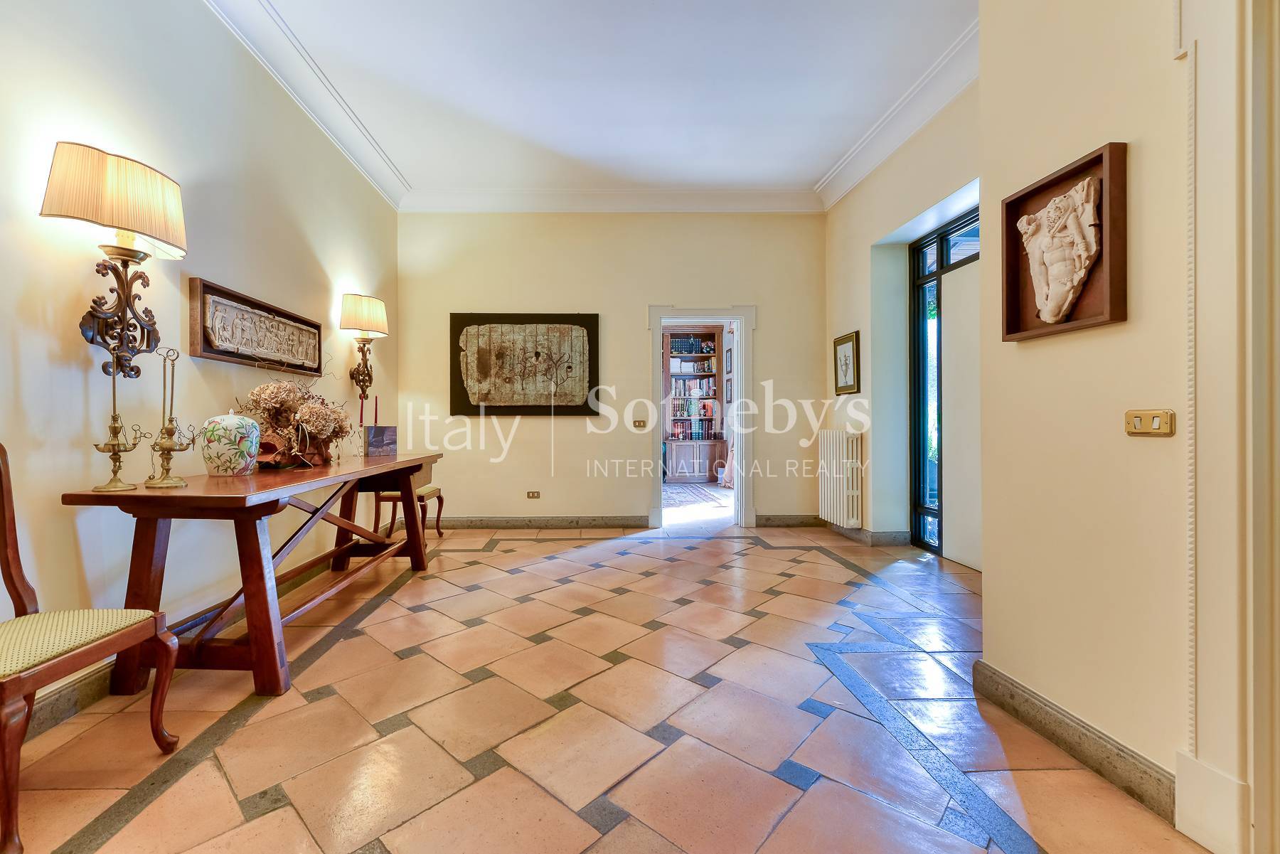  Elegant Roman Villa with Private Park and Pool - 物件實景