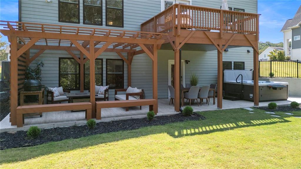 Gainesville, Georgia, 30506, United States, 5 Bedrooms Bedrooms, ,6 BathroomsBathrooms,Residential,For Sale,1978029