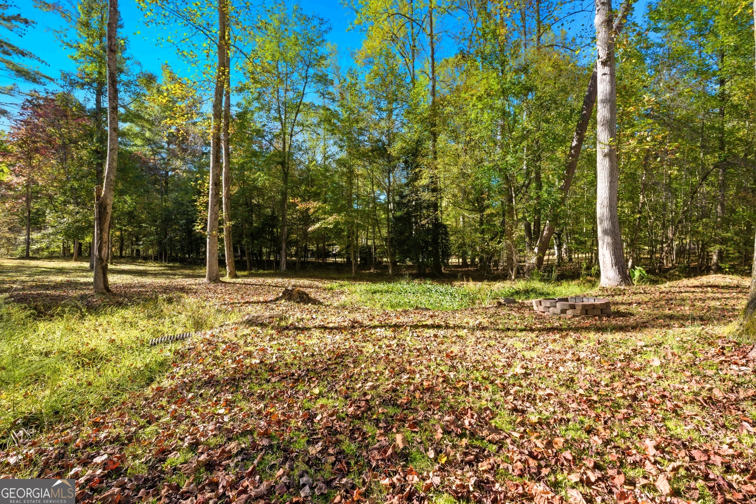 Clarkesville, Georgia, 30523, United States, 4 Bedrooms Bedrooms, ,4 BathroomsBathrooms,Residential,For Sale,1975876