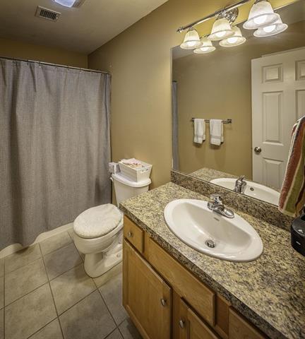 Dover, New Hampshire, 03820, United States, 3 Bedrooms Bedrooms, ,3 BathroomsBathrooms,Residential,For Sale,1989381