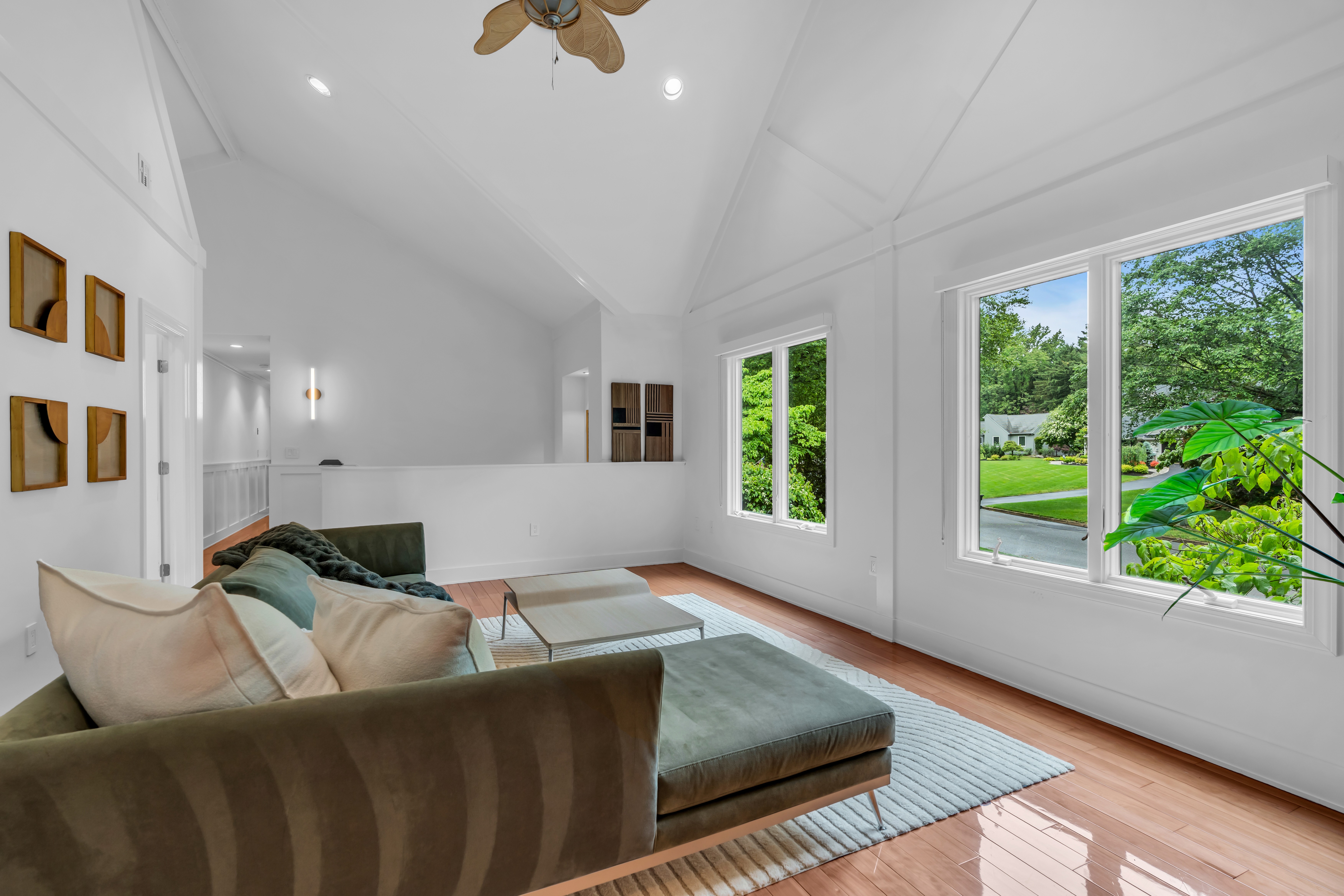  5-Bedroom Colonial in Lincroft - 物件實景