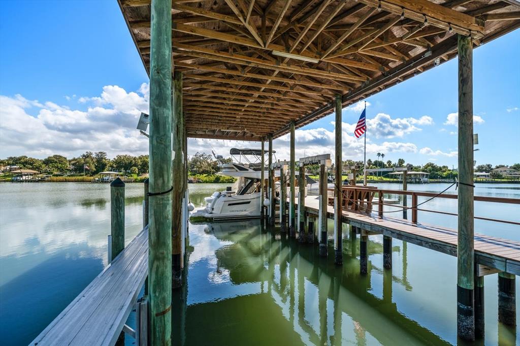 Largo, Florida, 33770, United States, 5 Bedrooms Bedrooms, ,4 BathroomsBathrooms,Residential,For Sale,2002964