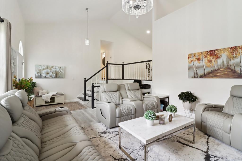 Woodstock, Georgia, 30188, United States, 5 Bedrooms Bedrooms, ,3 BathroomsBathrooms,Residential,For Sale,1979704