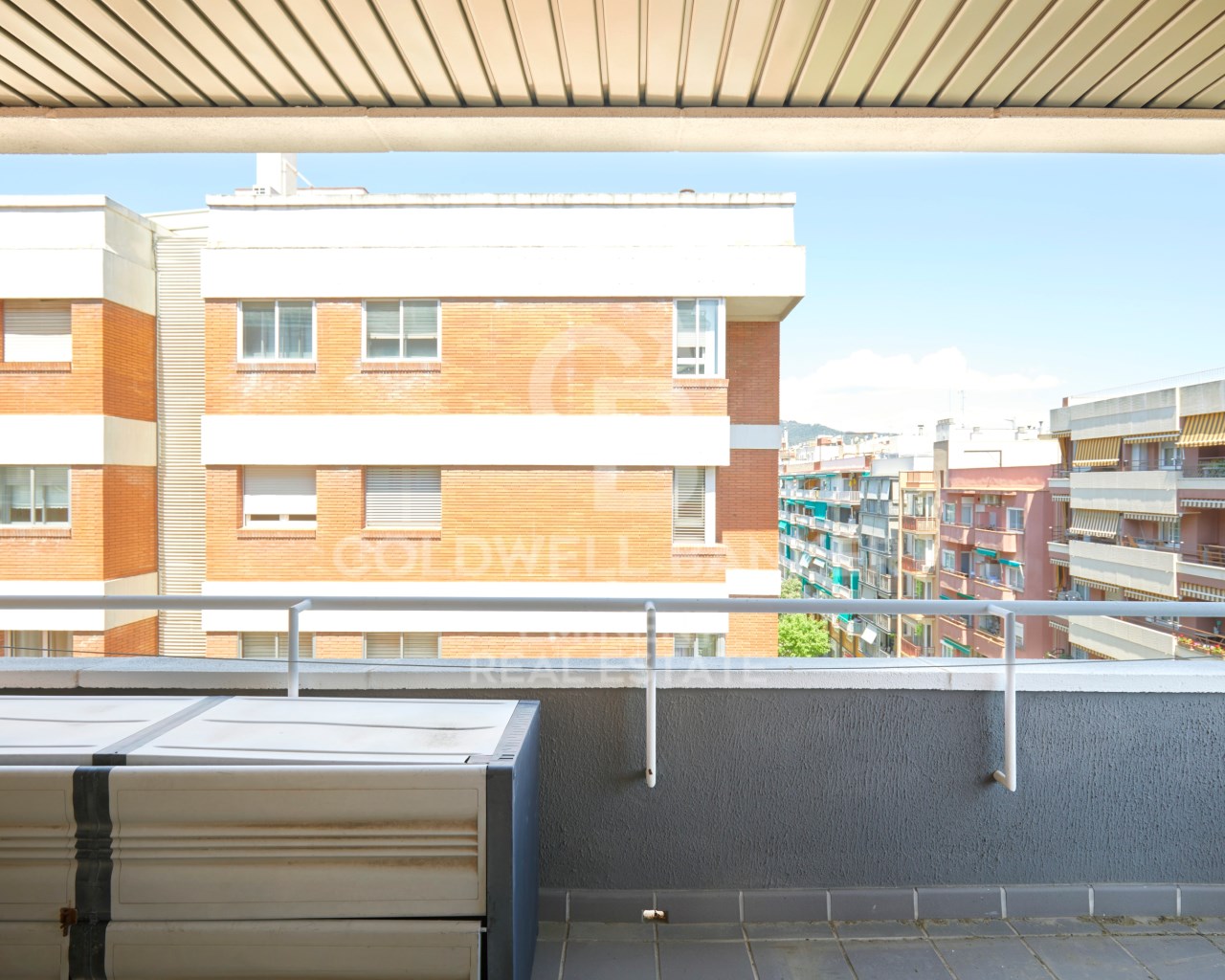 Barcelona, Catalonia, ES, 4 Bedrooms Bedrooms, ,2 BathroomsBathrooms,Residential,For Sale,1829599