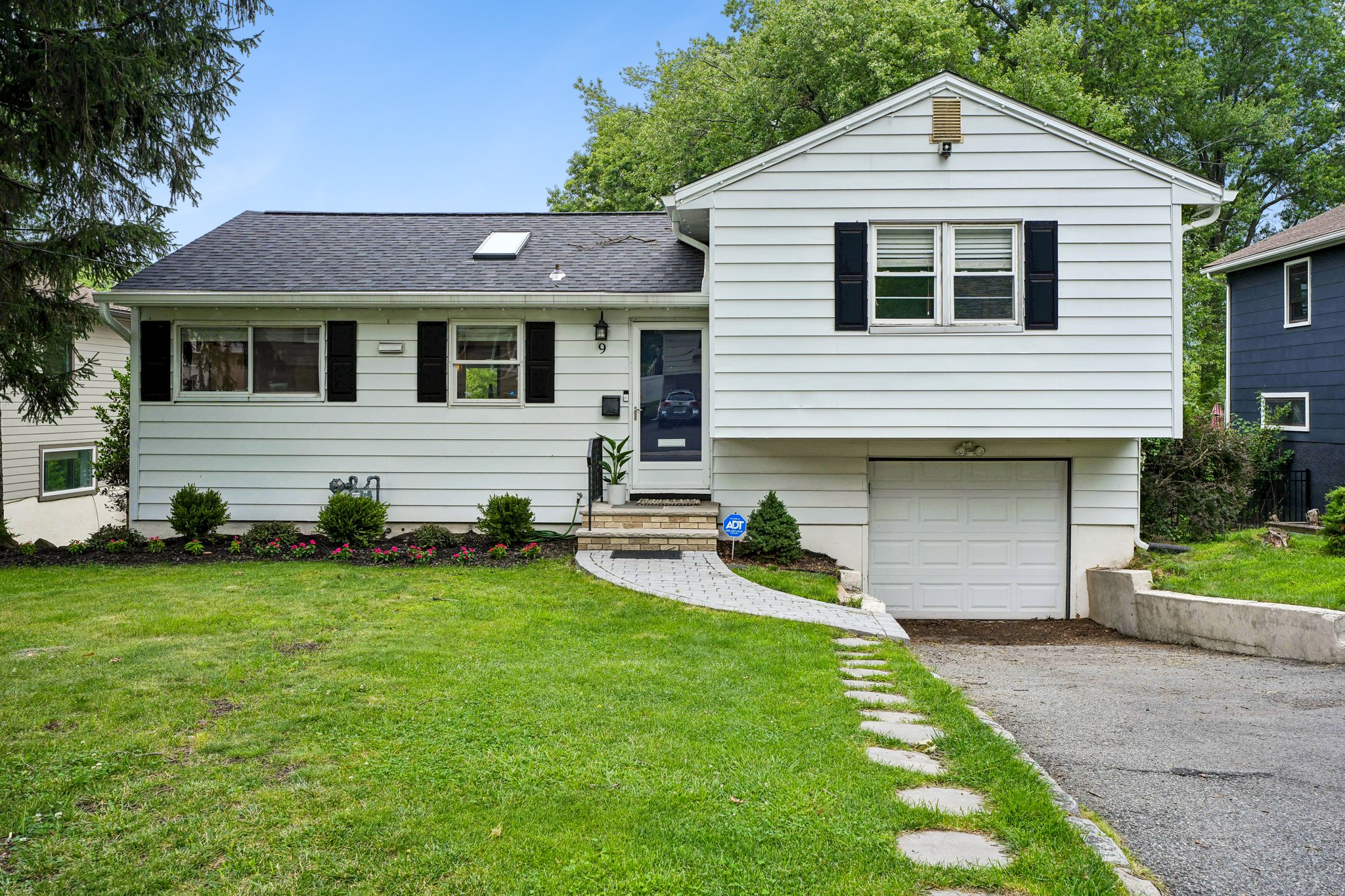  9 Barry Drive, West Orange, NJ 07052 - 物件實景