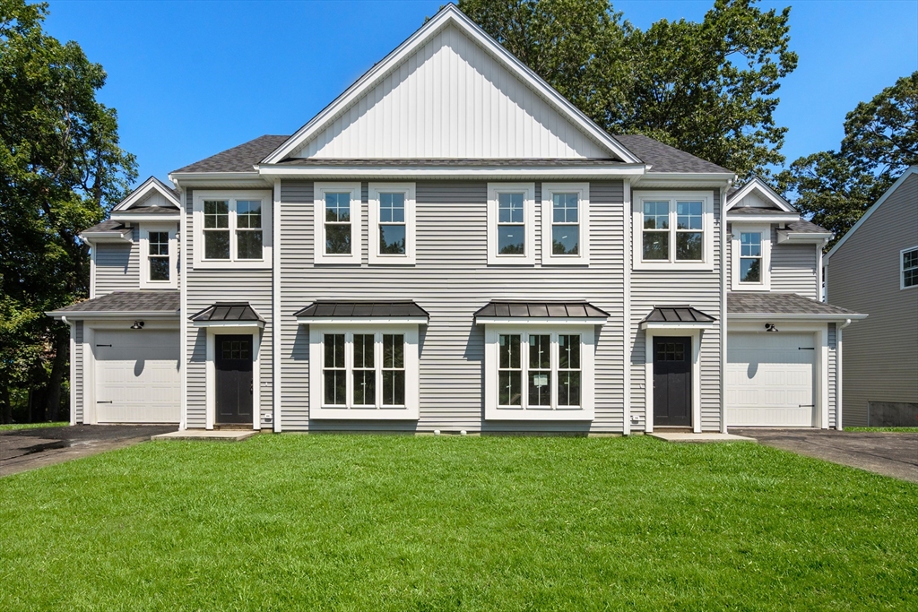Worcester, Massachusetts, 01606, United States, 3 Bedrooms Bedrooms, ,3 BathroomsBathrooms,Residential,For Sale,1905878